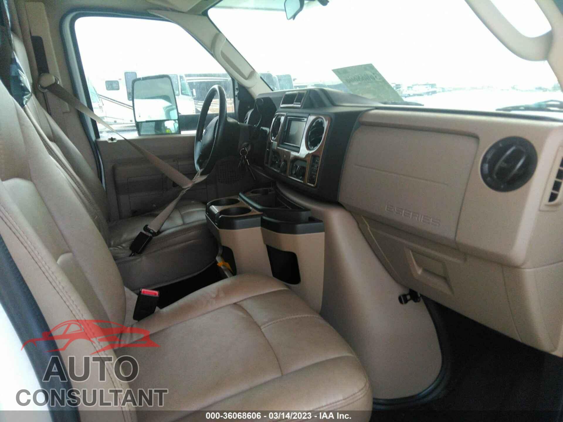 FORD E-SERIES CUTAWAY 2018 - 1FDXE4FS3HDC70453