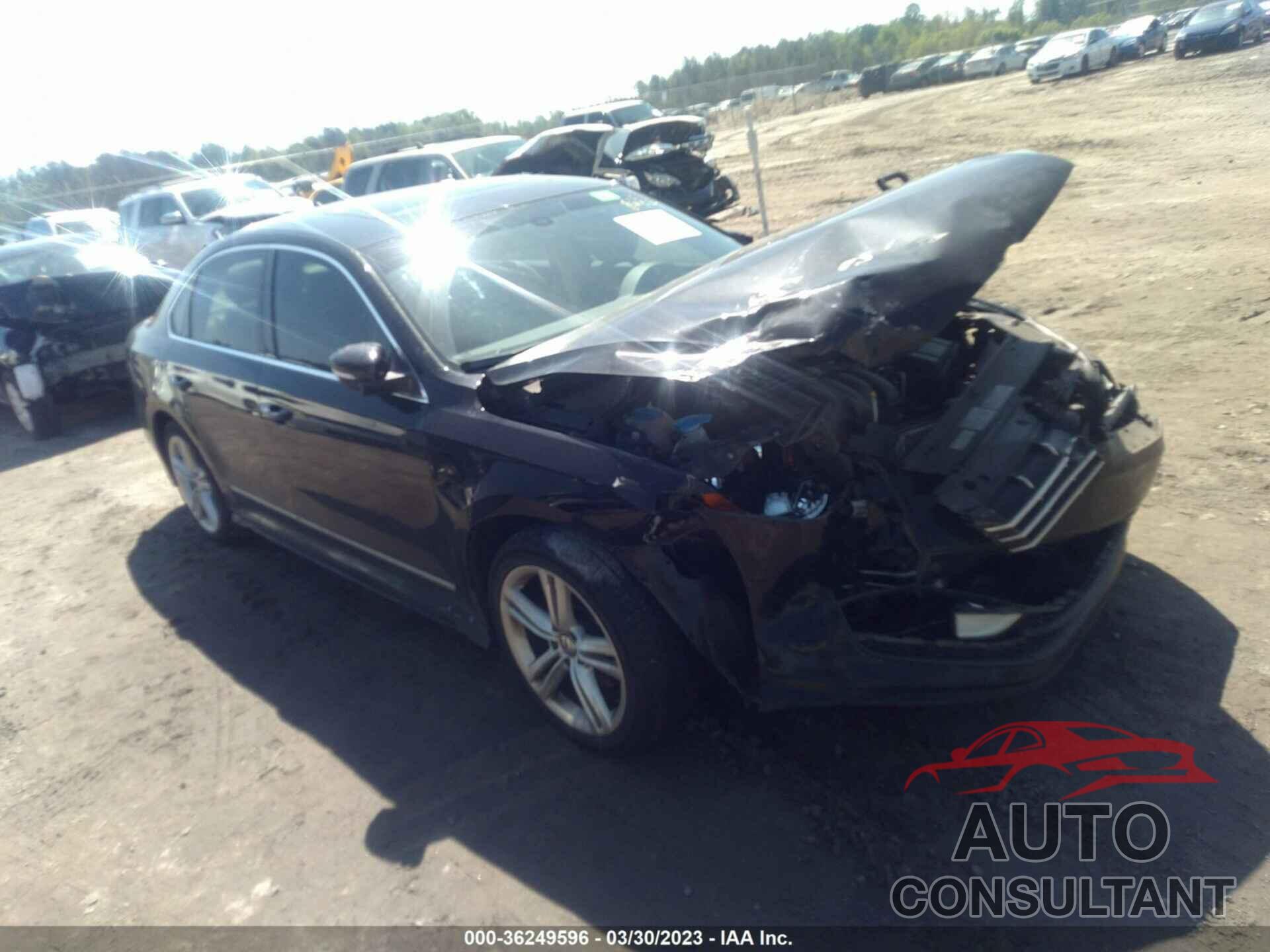 VOLKSWAGEN PASSAT 2015 - 1VWCM7A31FC025593