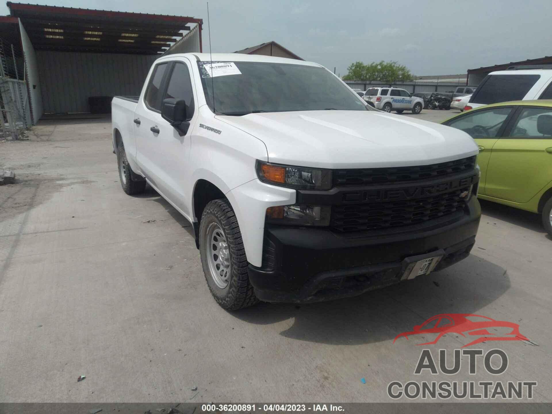 CHEVROLET SILVERADO 1500 2019 - 1GCRWAEF7KZ184313