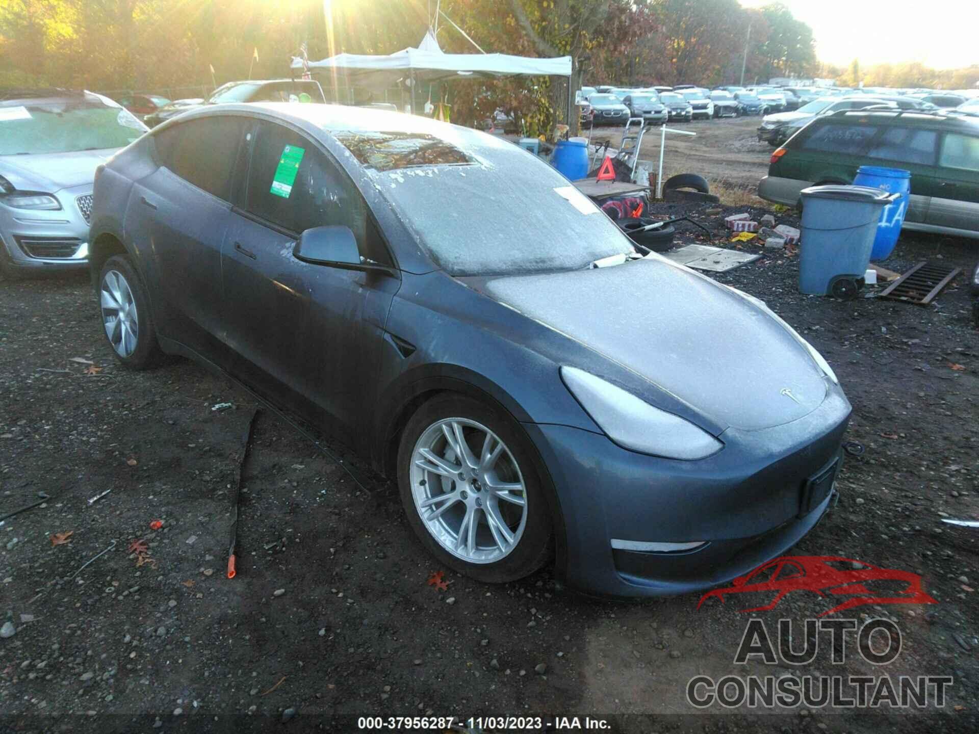 TESLA MODEL Y 2023 - 7SAYGDEE7PA074263