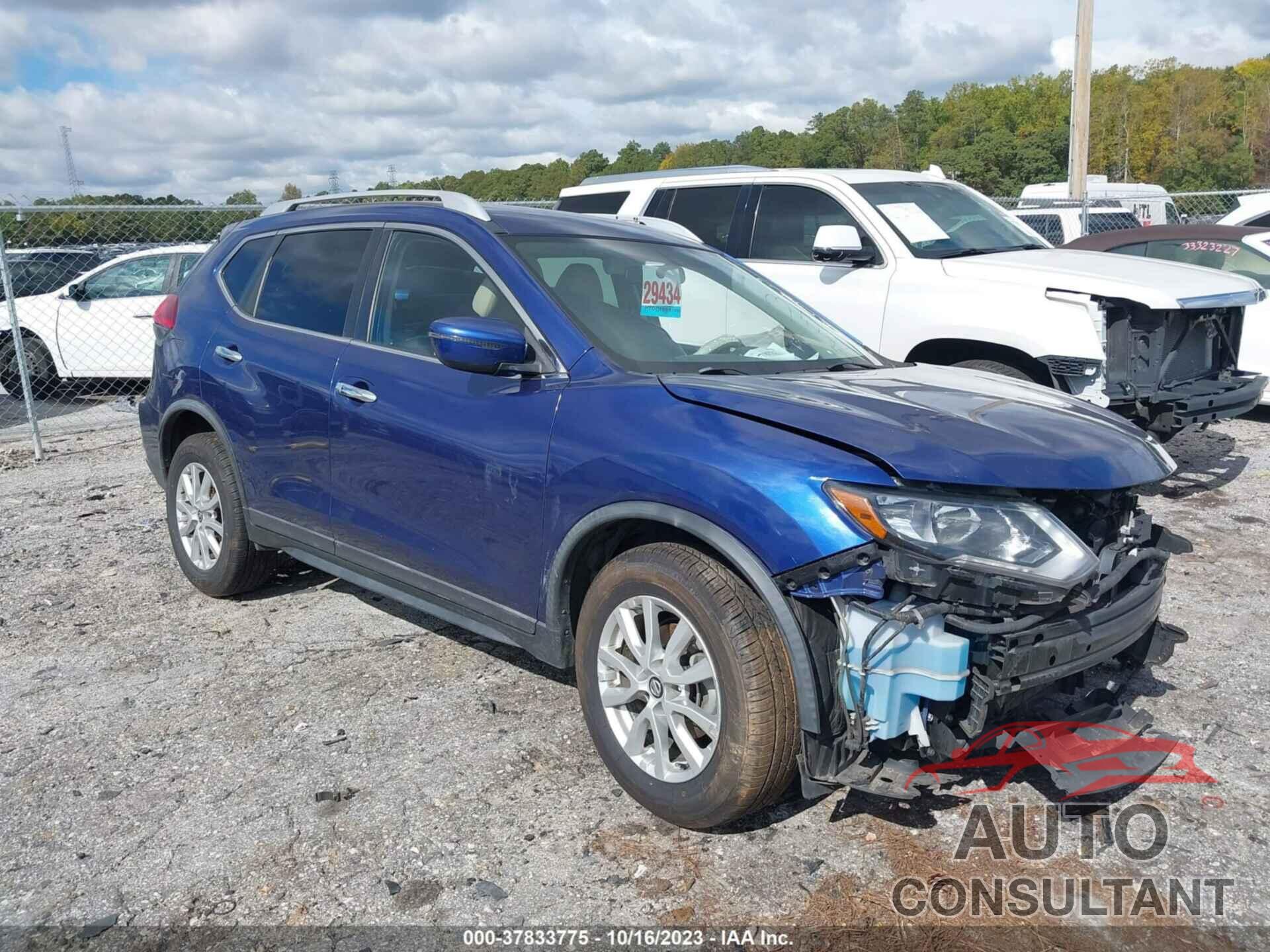 NISSAN ROGUE 2017 - KNMAT2MT2HP593584