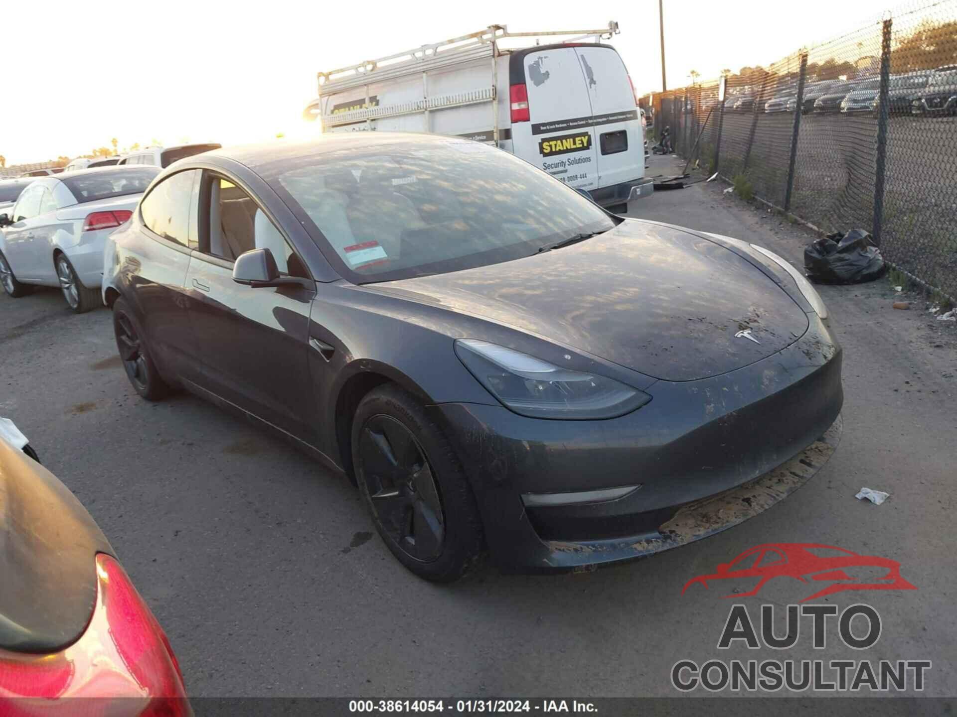 TESLA MODEL 3 2023 - 5YJ3E1EA5PF688188