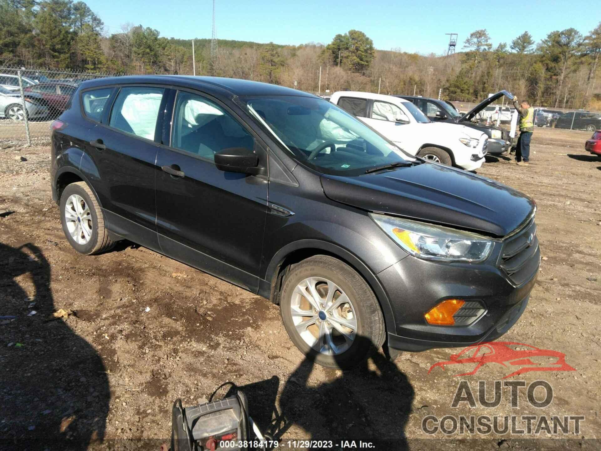 FORD ESCAPE 2017 - 1FMCU0F74HUB35326