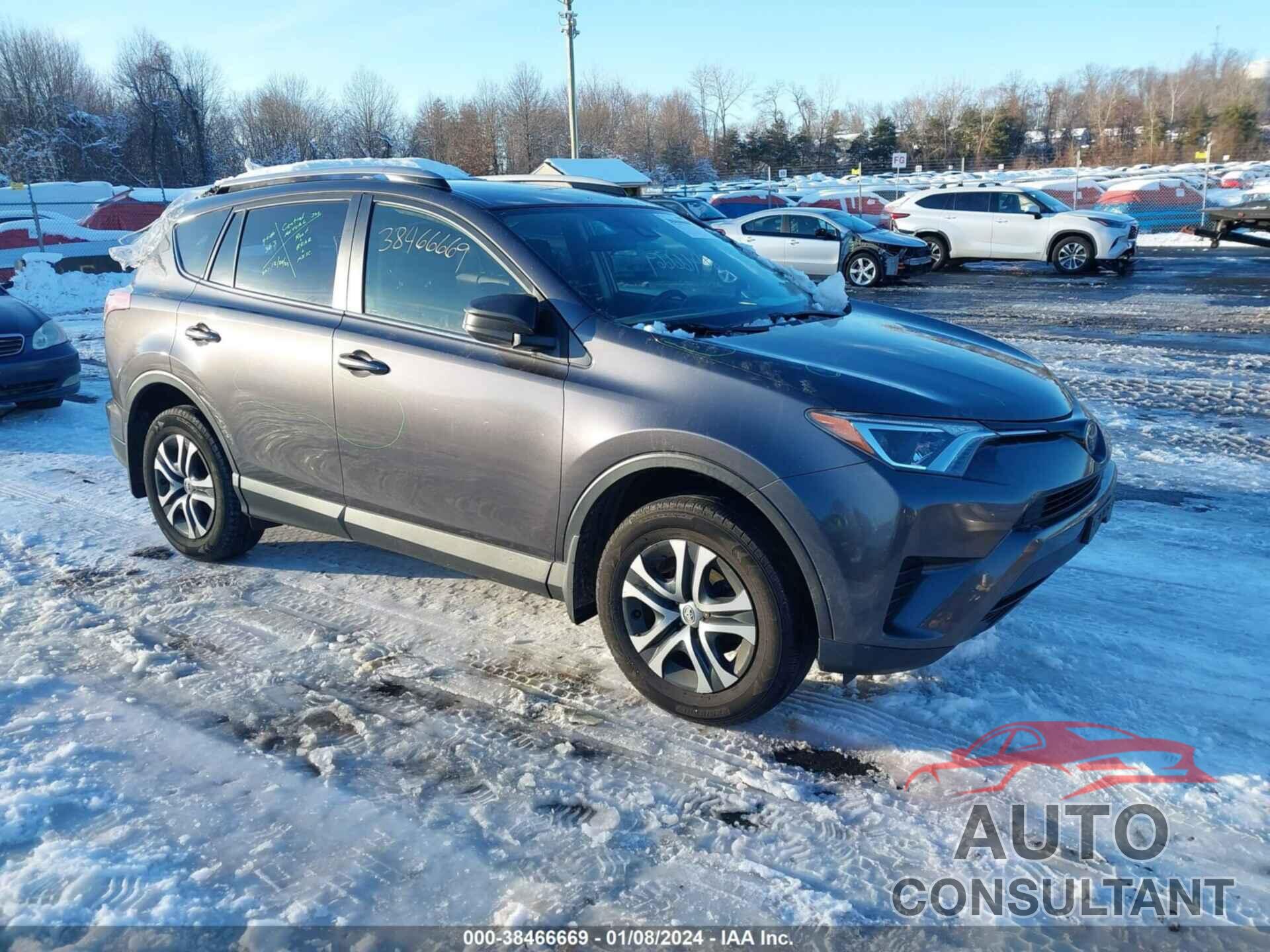 TOYOTA RAV4 2018 - JTMBFREV3JJ725409