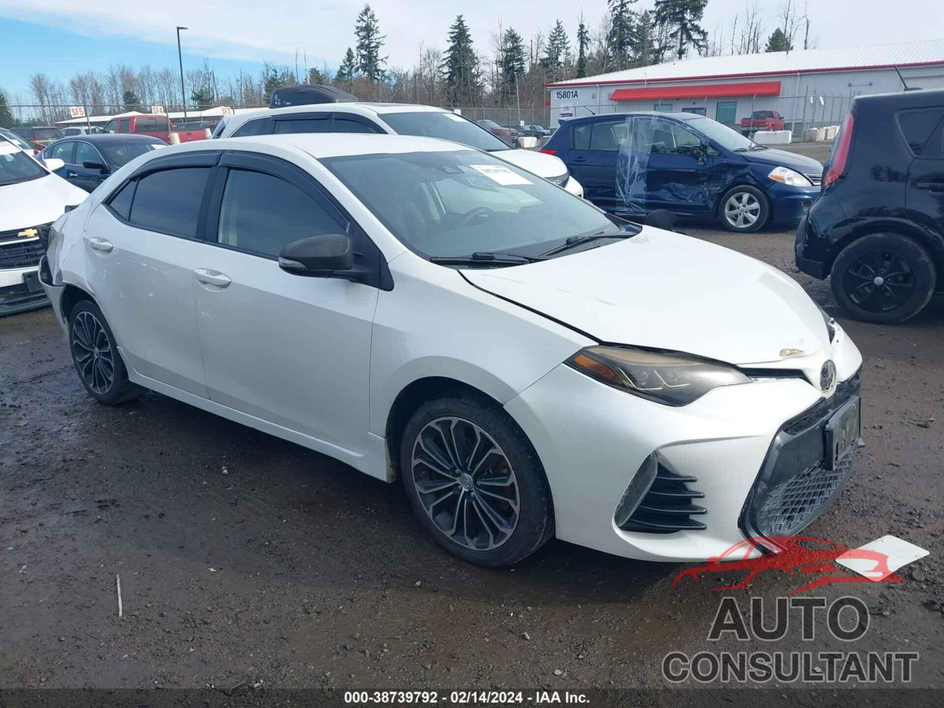 TOYOTA COROLLA 2017 - 5YFBURHE6HP589798