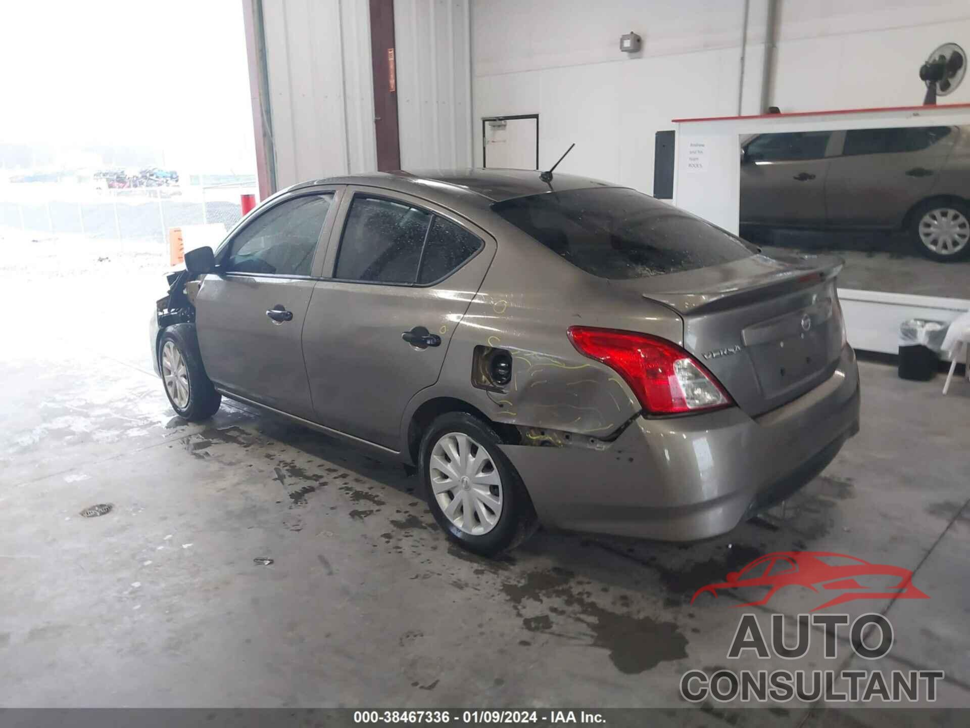 NISSAN VERSA 2017 - 3N1CN7AP7HL843214