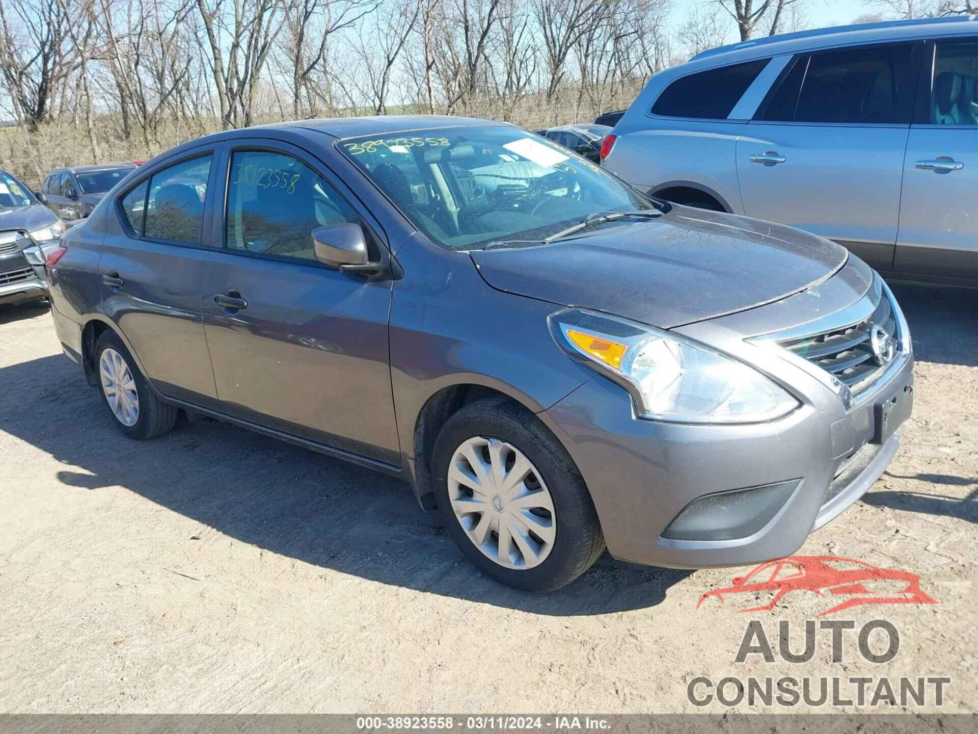 NISSAN VERSA 2017 - 3N1CN7AP3HL906857