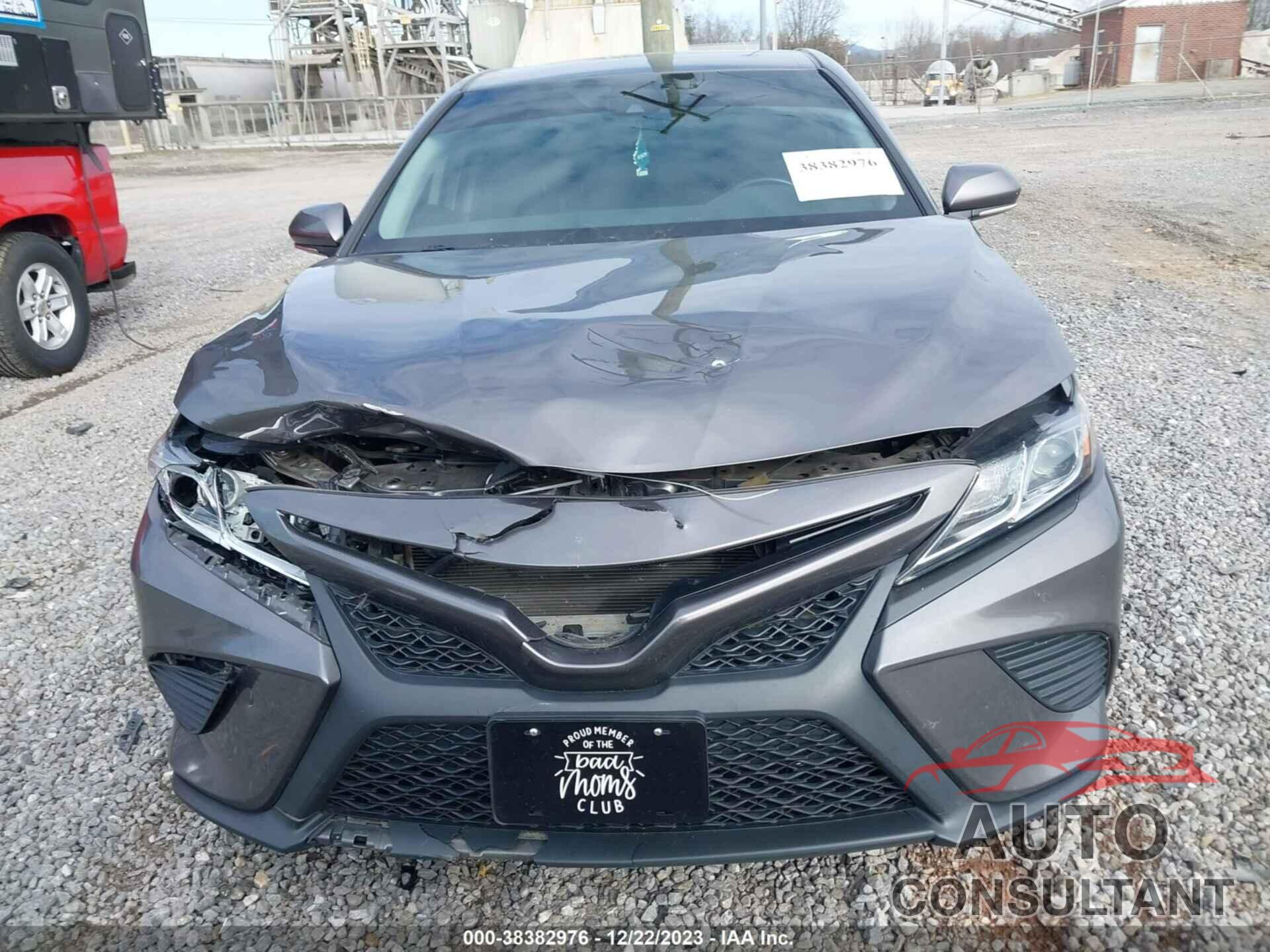 TOYOTA CAMRY 2019 - 4T1B11HK8KU214291