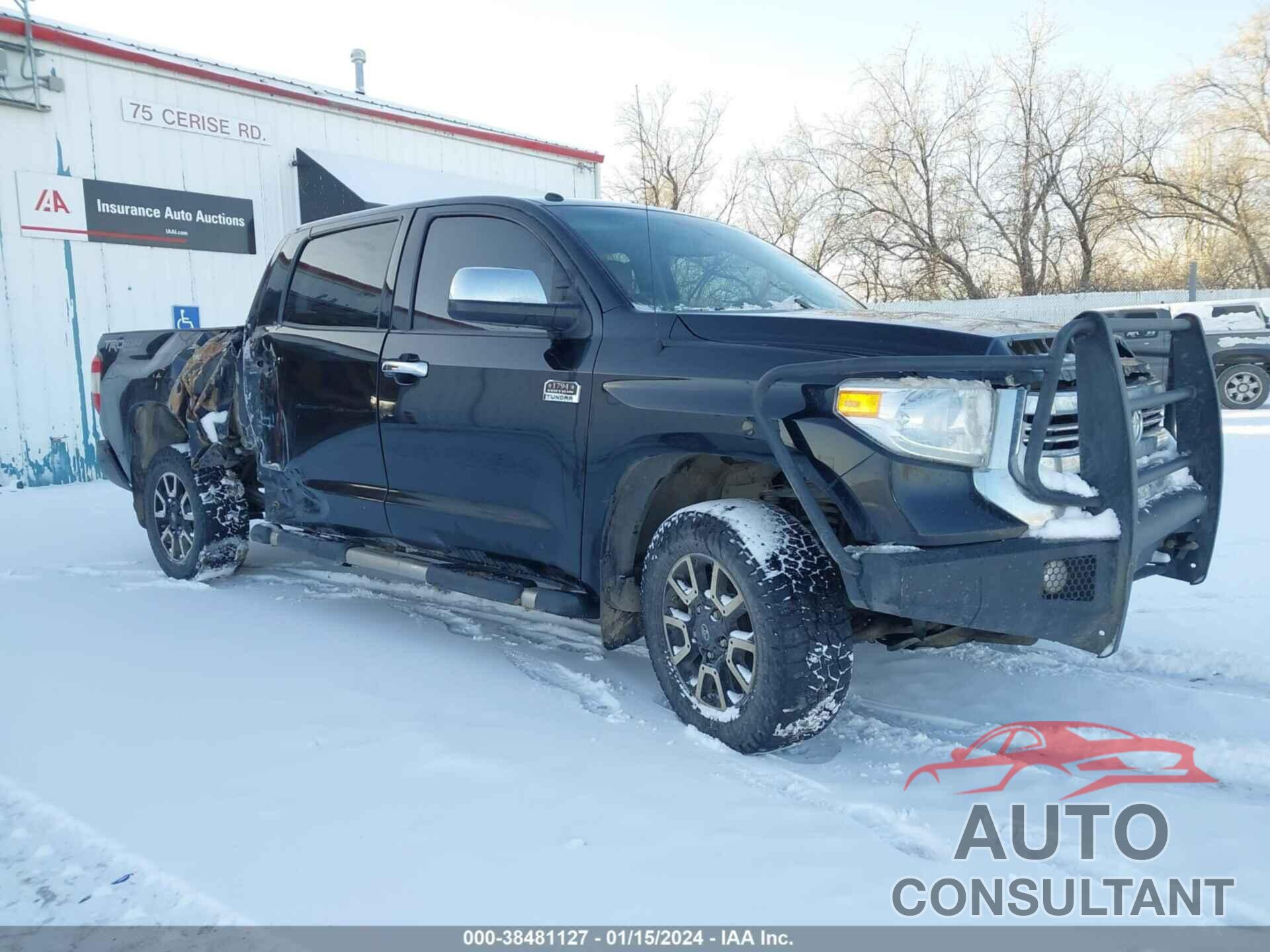 TOYOTA TUNDRA 2017 - 5TFAY5F10HX664022