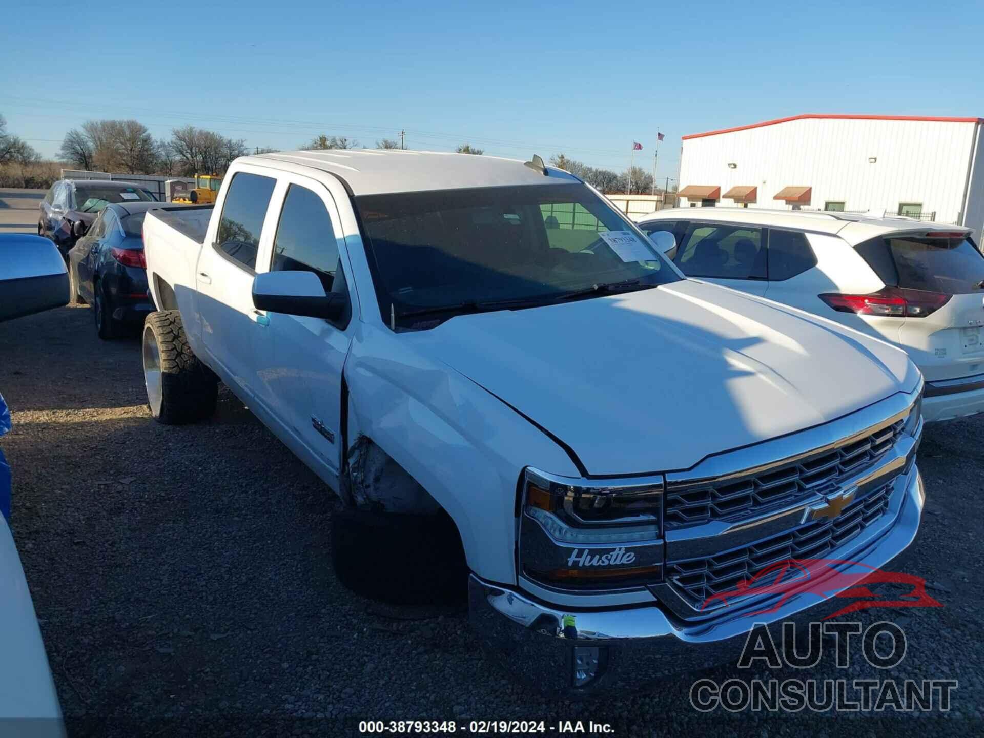 CHEVROLET SILVERADO 1500 2018 - 3GCPCREC5JG635595