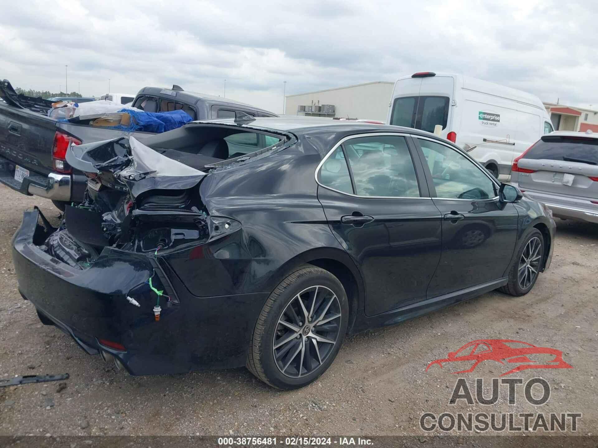 TOYOTA CAMRY 2023 - 4T1G11AK4PU821778