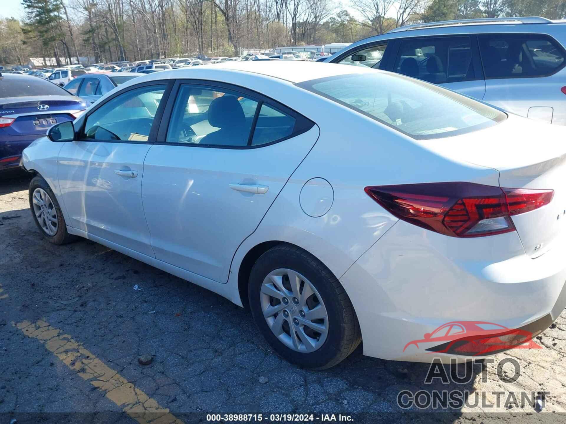 HYUNDAI ELANTRA 2019 - 5NPD74LF3KH424542