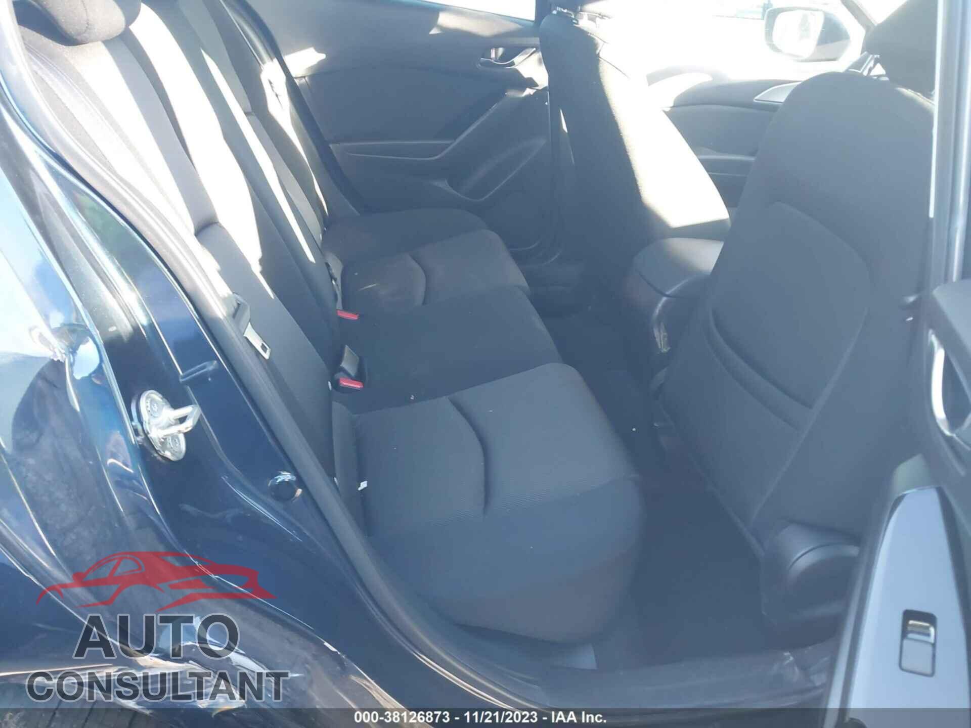 MAZDA MAZDA3 2017 - 3MZBN1U73HM123711