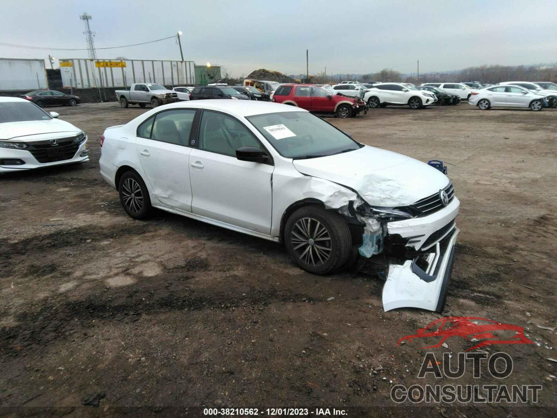 VOLKSWAGEN JETTA 2018 - 3VWDB7AJ1JM204099