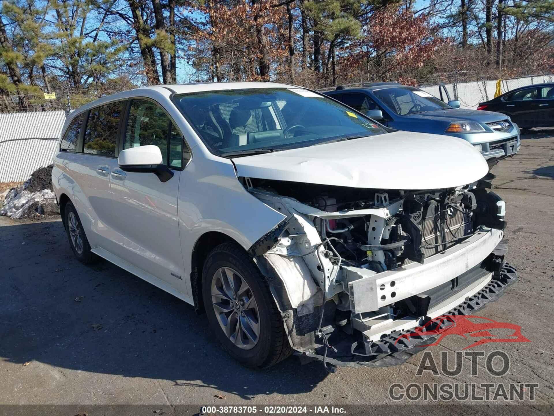 TOYOTA SIENNA 2021 - 5TDYSKFC6MS024946