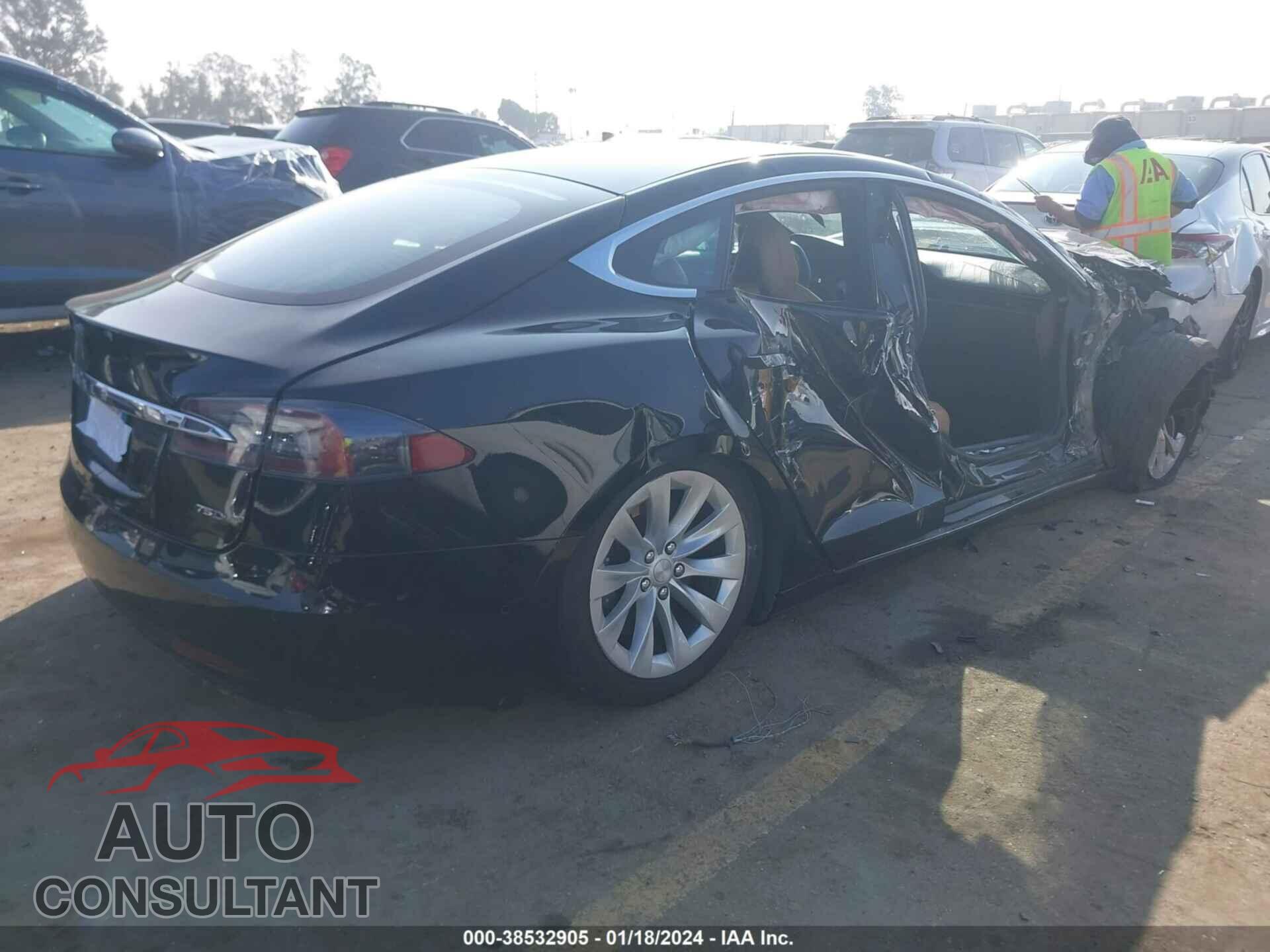 TESLA MODEL S 2018 - 5YJSA1E24JF280806