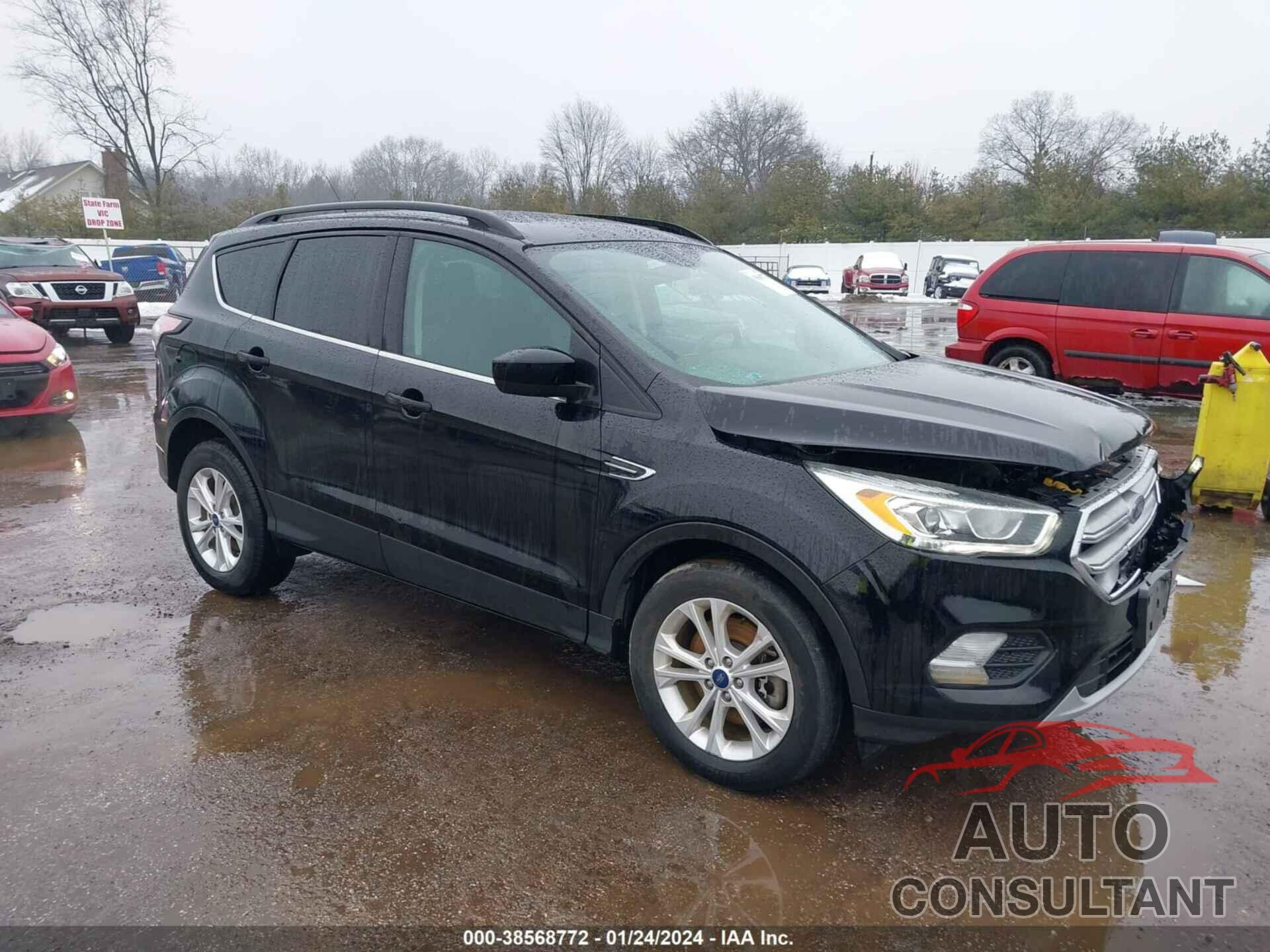 FORD ESCAPE 2017 - 1FMCU9GD6HUC39809