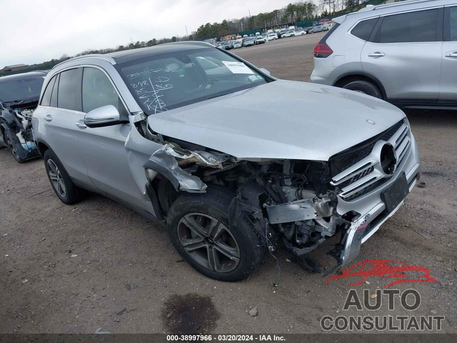 MERCEDES-BENZ GLC 300 2017 - WDC0G4KB4HF188199