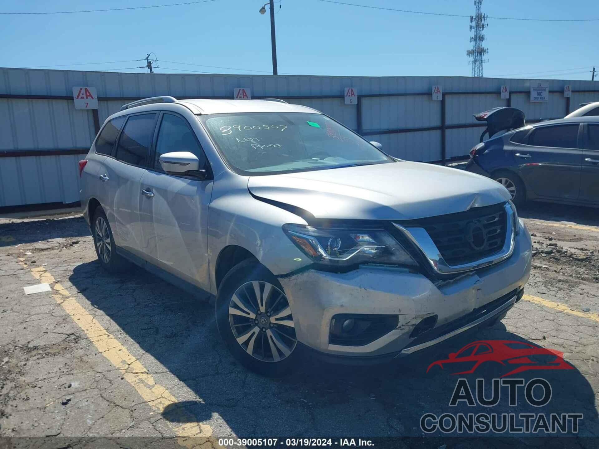 NISSAN PATHFINDER 2019 - 5N1DR2MN5KC595238