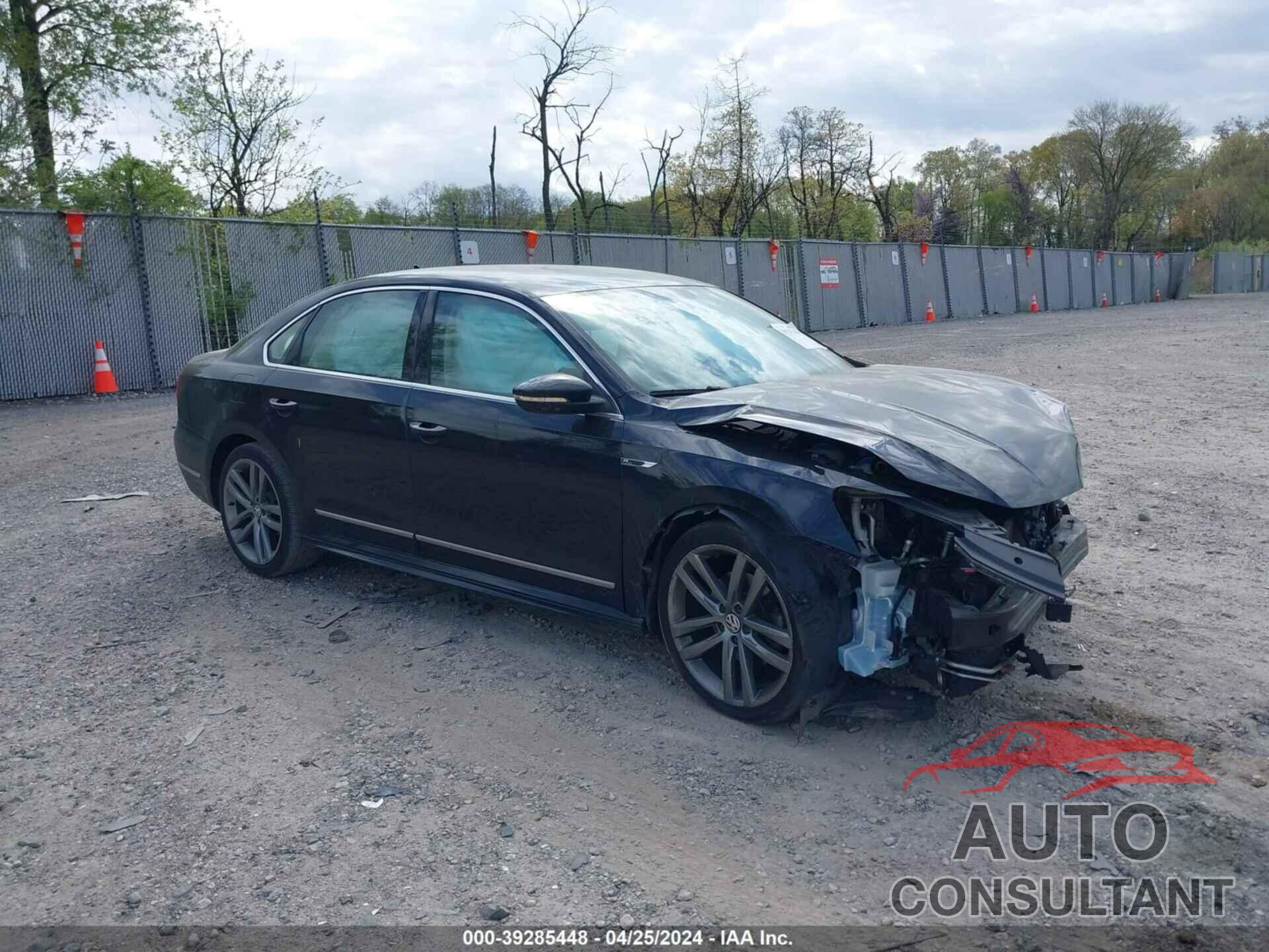 VOLKSWAGEN PASSAT 2017 - 1VWDT7A37HC012860