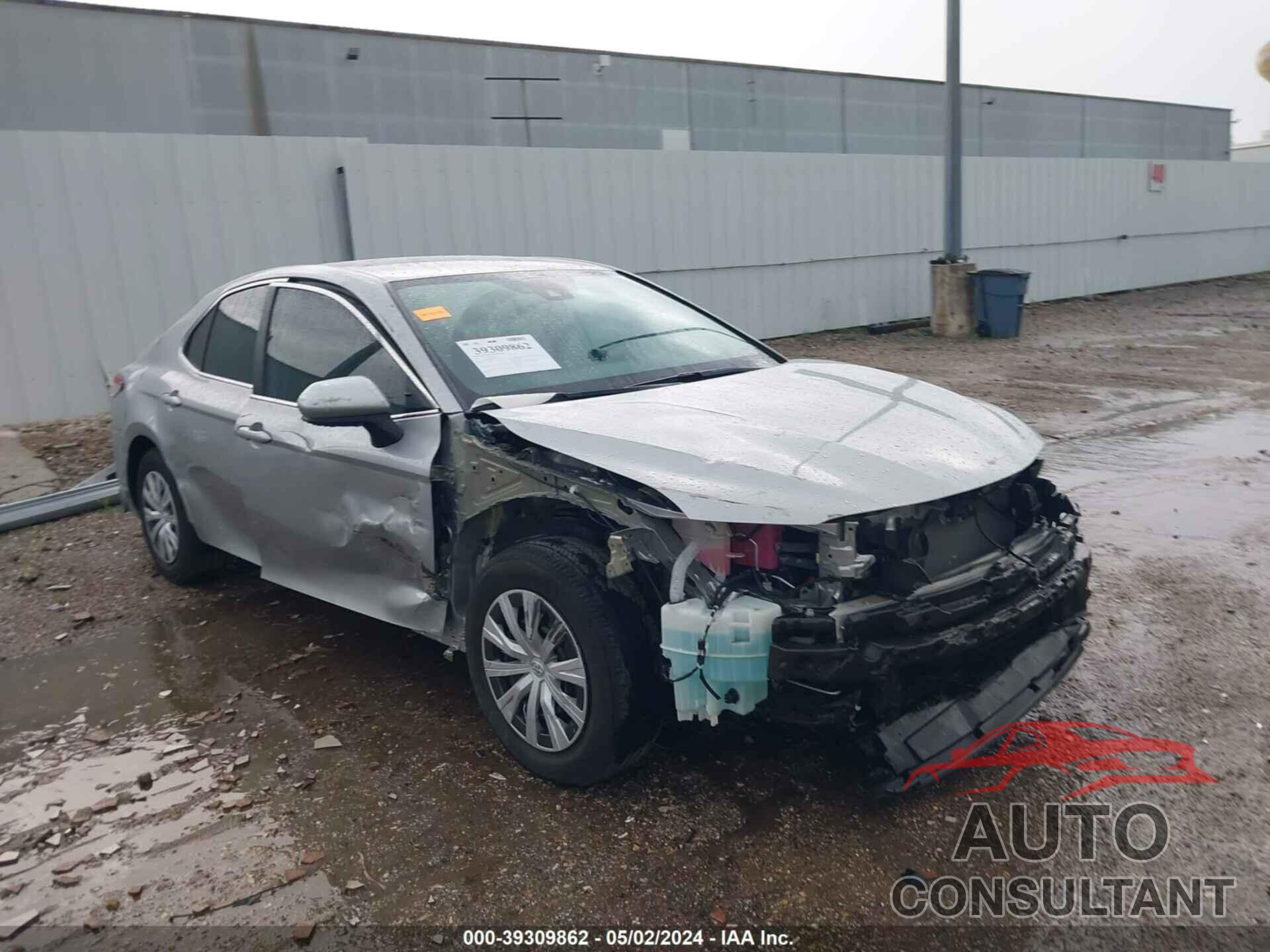 TOYOTA CAMRY 2021 - 4T1C31AK4MU562634