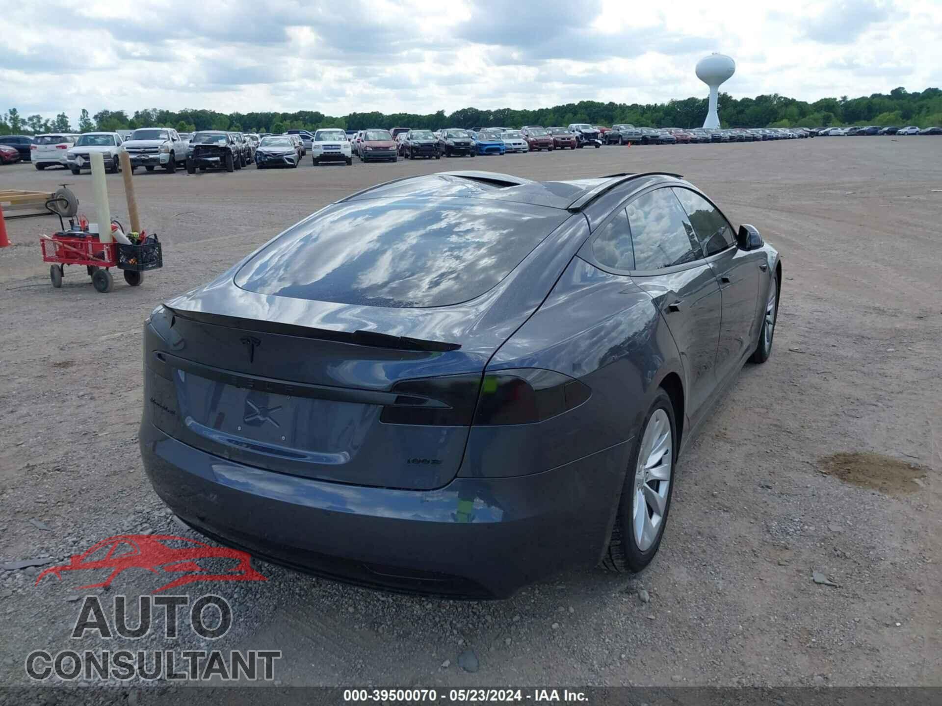 TESLA MODEL S 2017 - 5YJSA1E27HF188020