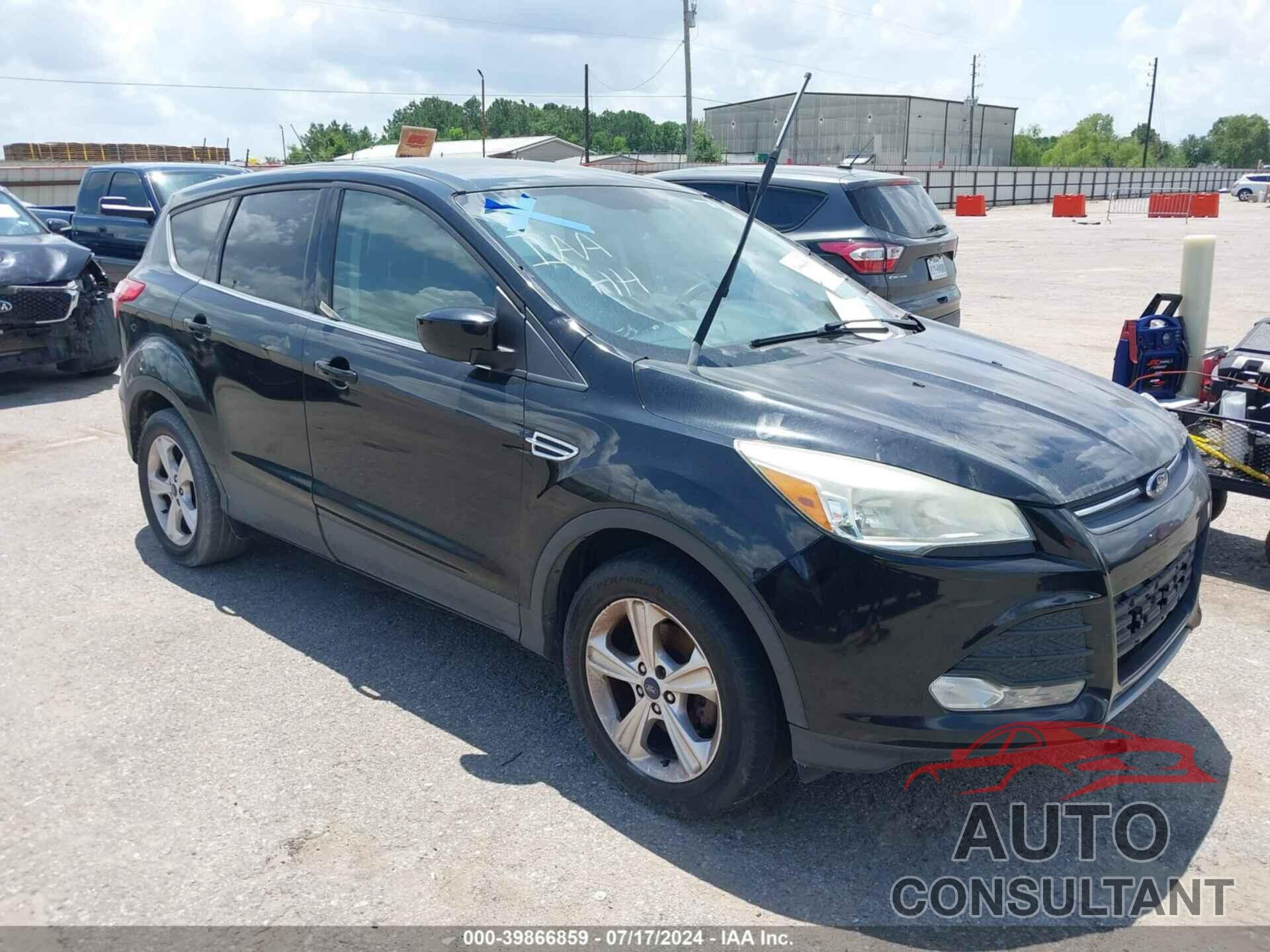 FORD ESCAPE 2016 - 1FMCU0GX7GUA17784