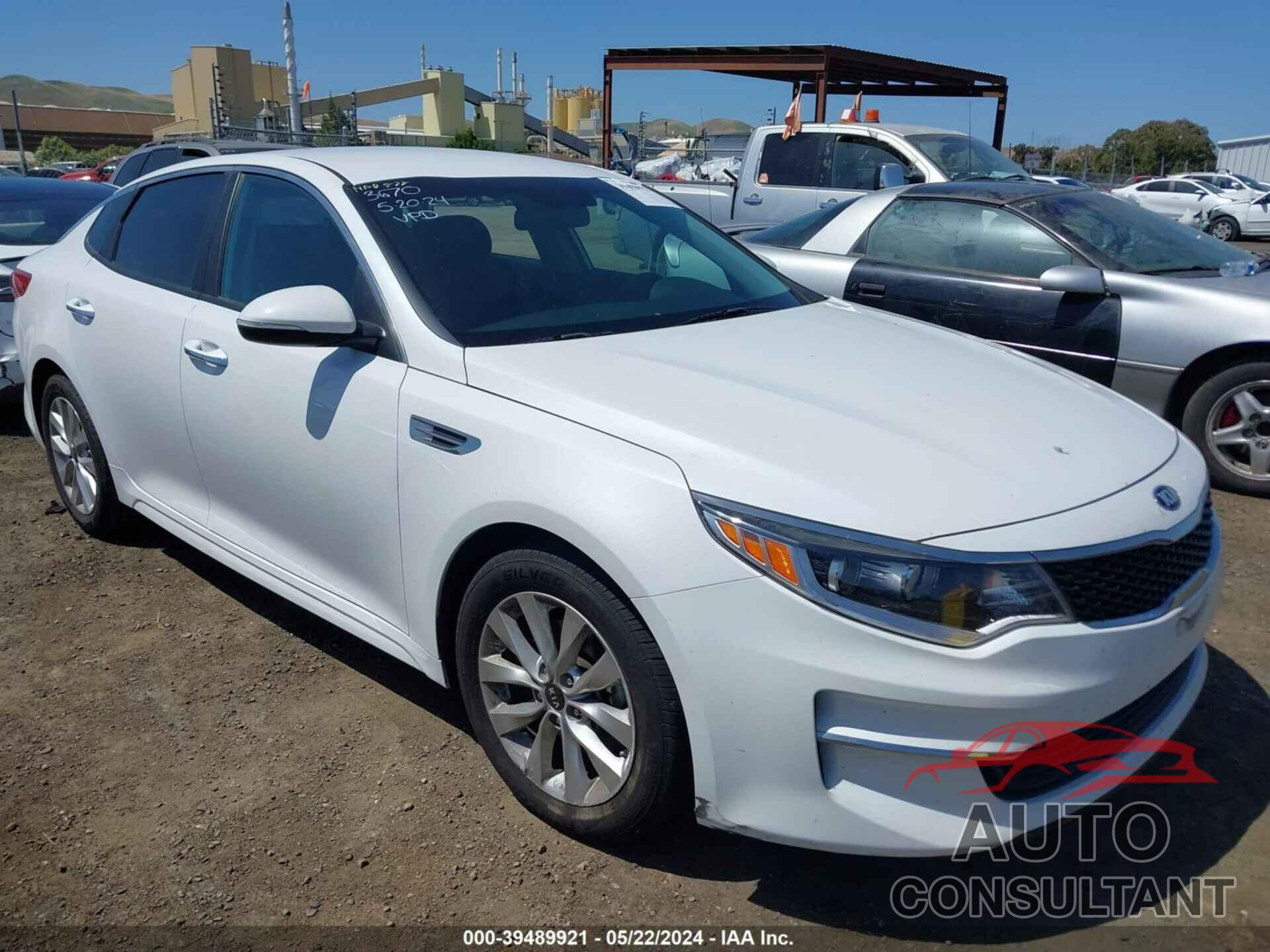 KIA OPTIMA 2018 - 5XXGT4L34JG262171