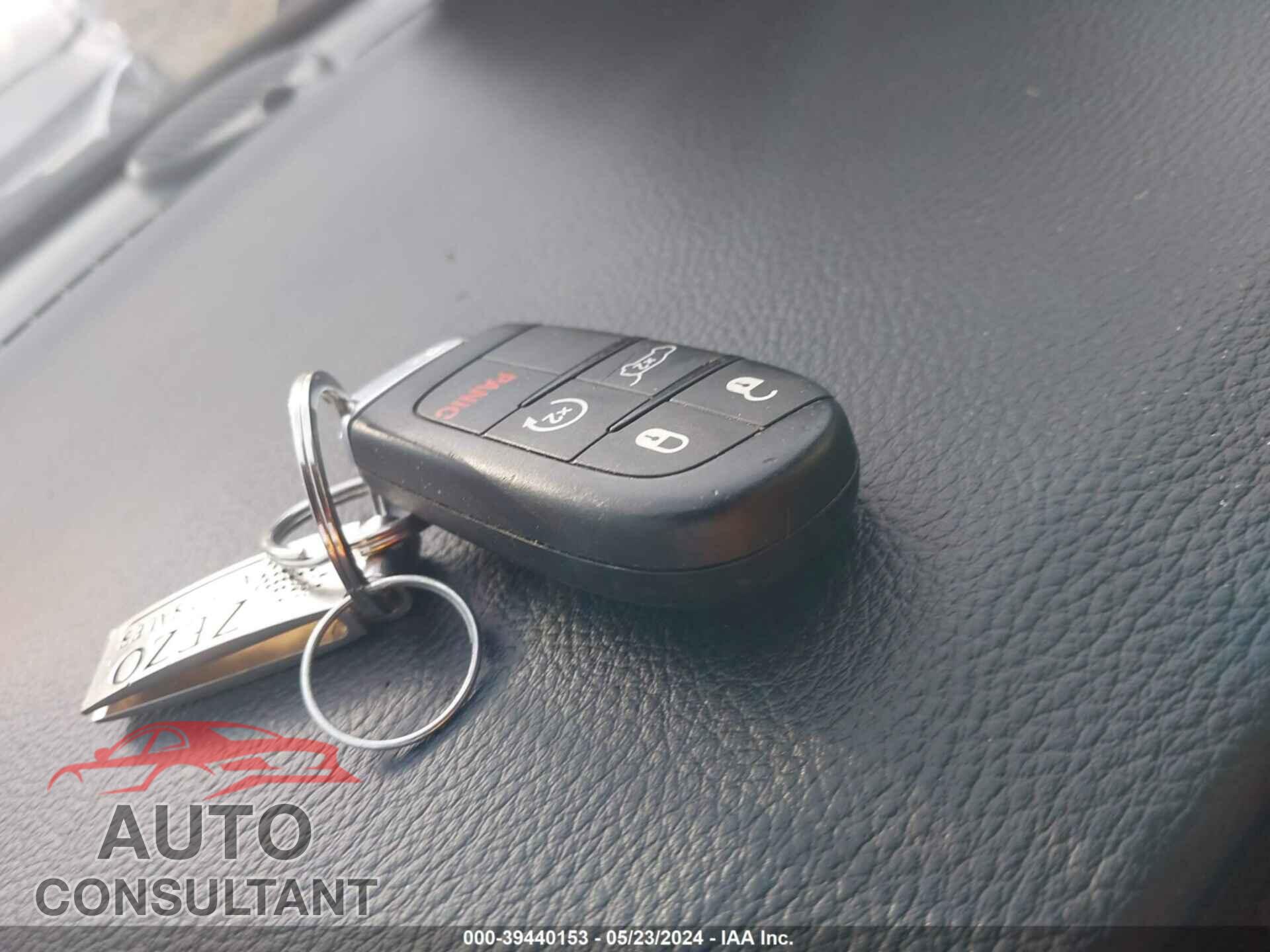 DODGE DURANGO 2021 - 1C4SDJCT0MC763360