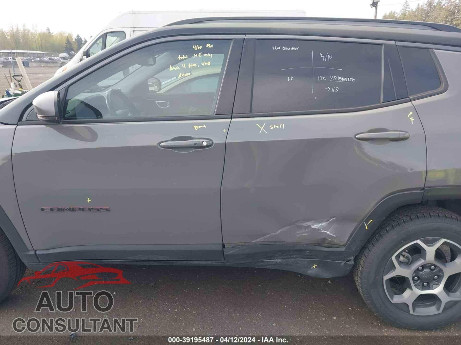 JEEP COMPASS 2022 - 3C4NJDDB3NT151270
