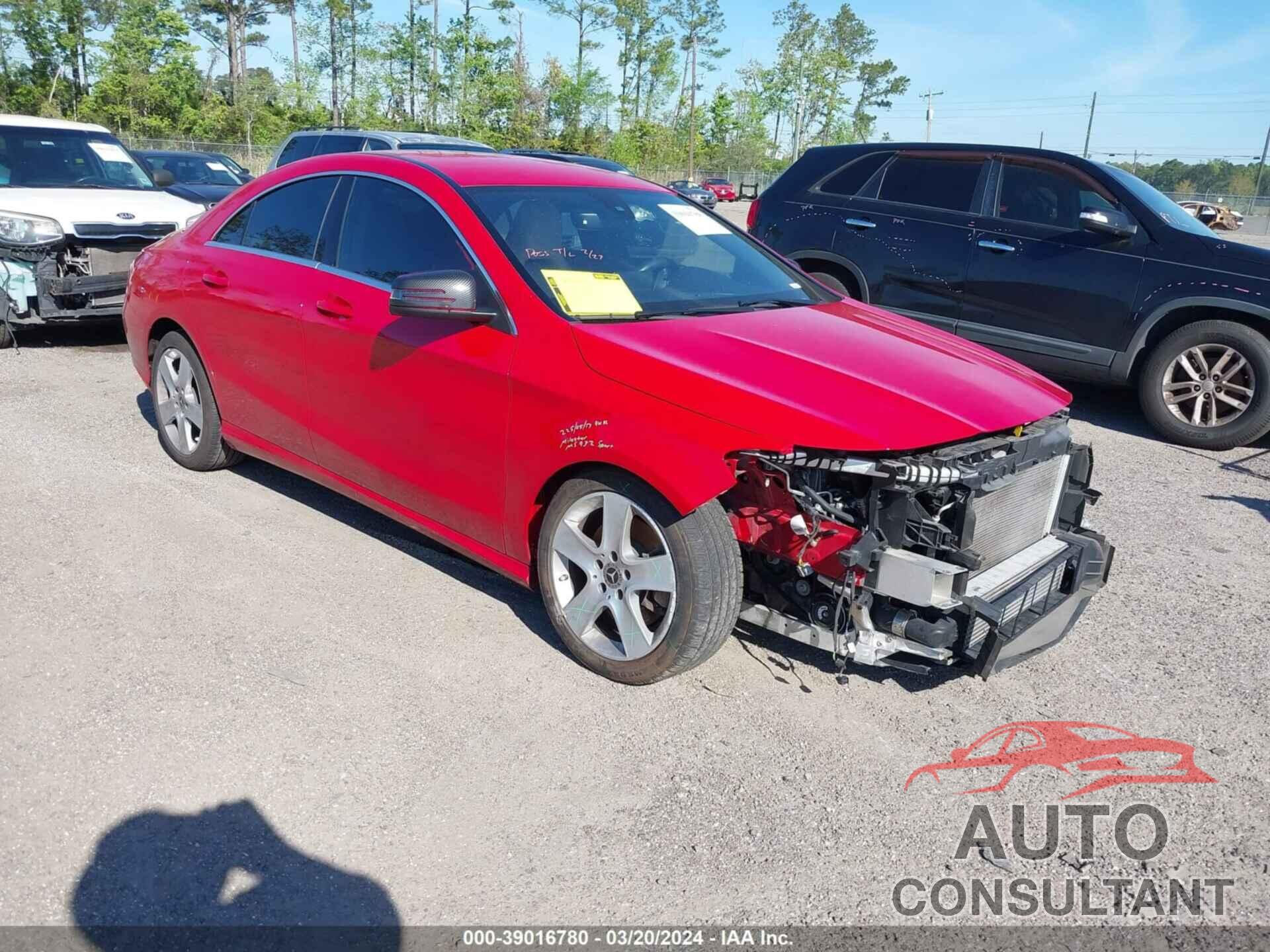 MERCEDES-BENZ CLA 250 2018 - WDDSJ4EB7JN678018