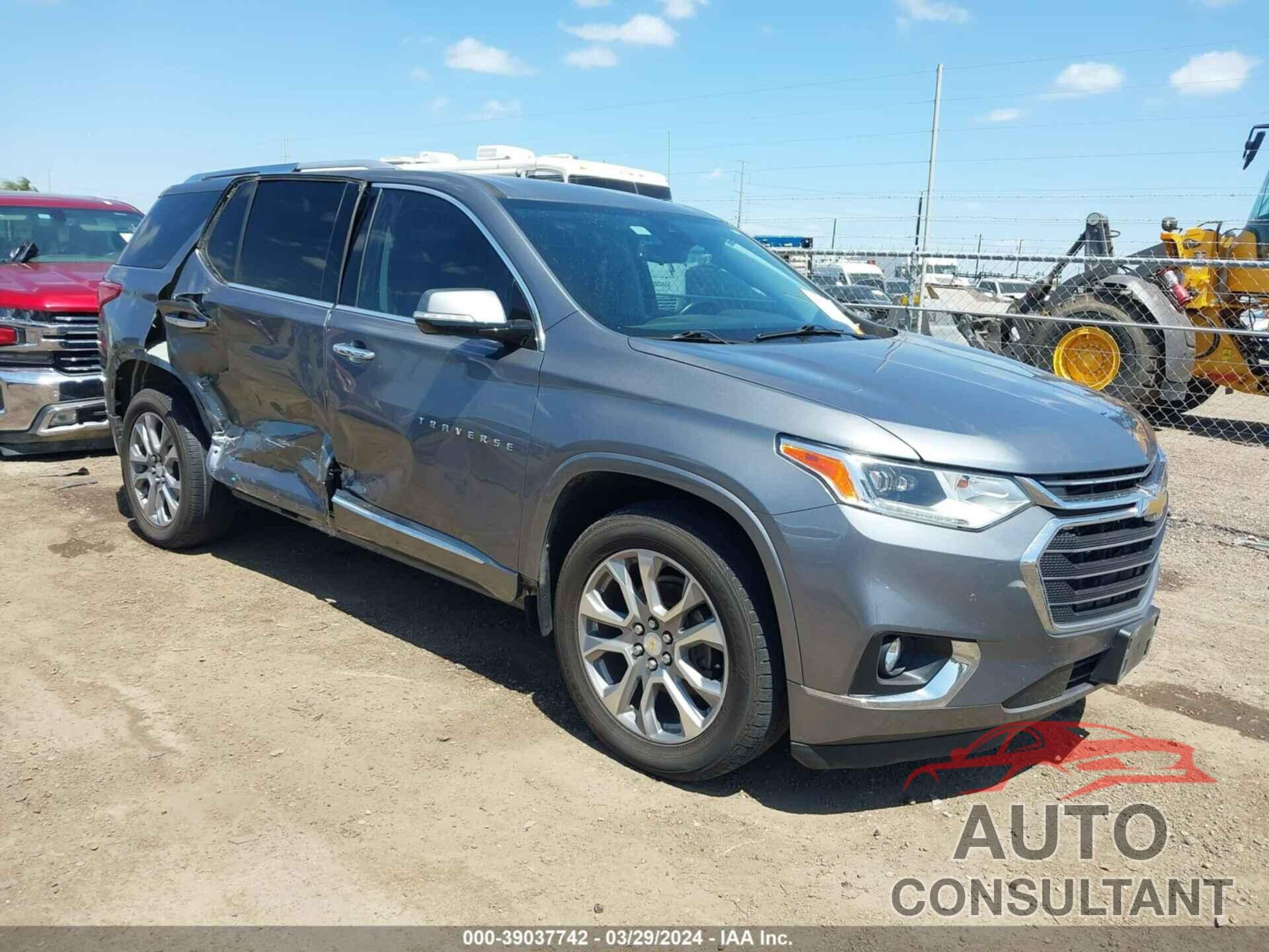 CHEVROLET TRAVERSE 2018 - 1GNERKKW8JJ242496