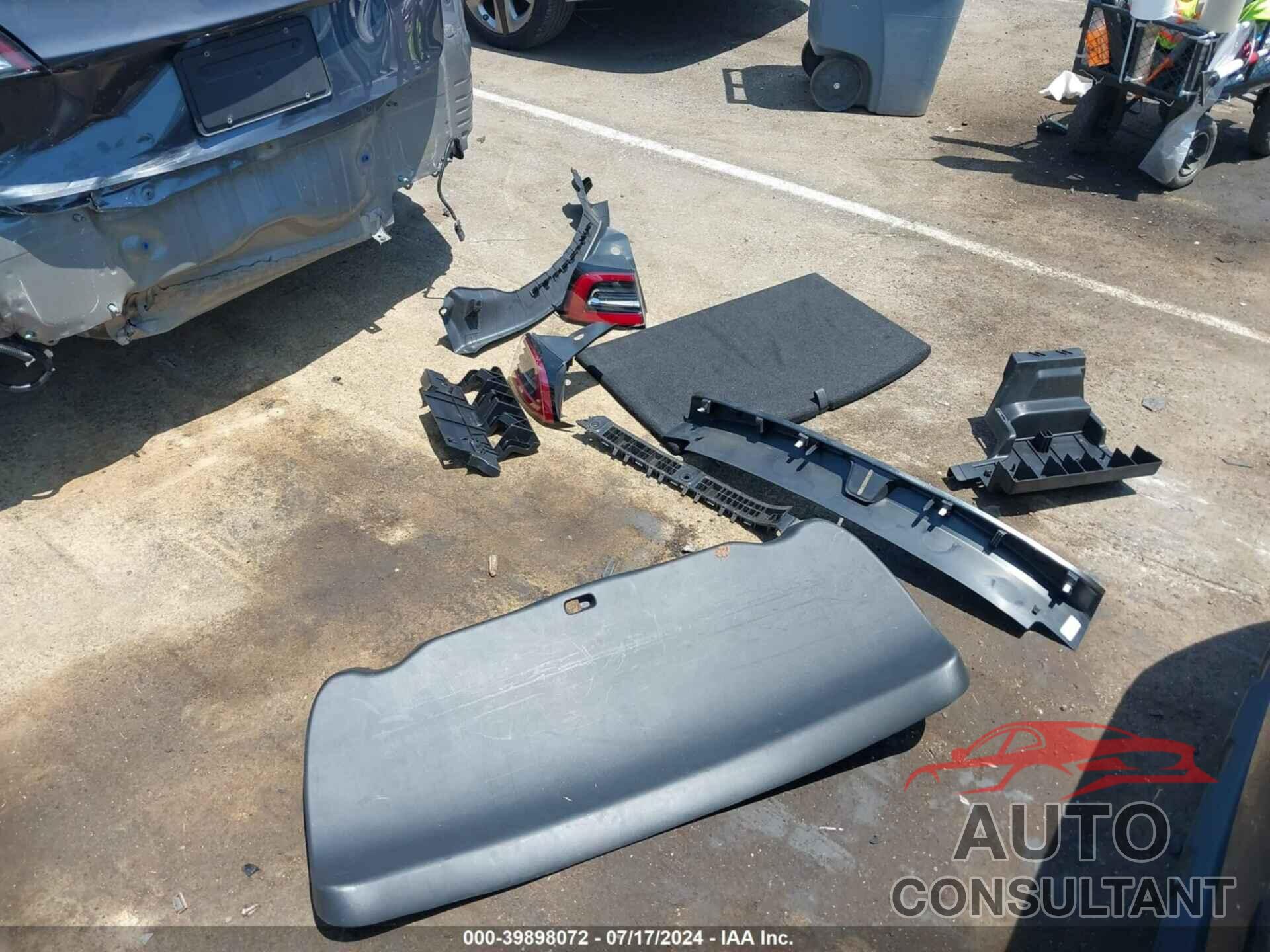 TESLA MODEL 3 2022 - 5YJ3E1EA6NF189588