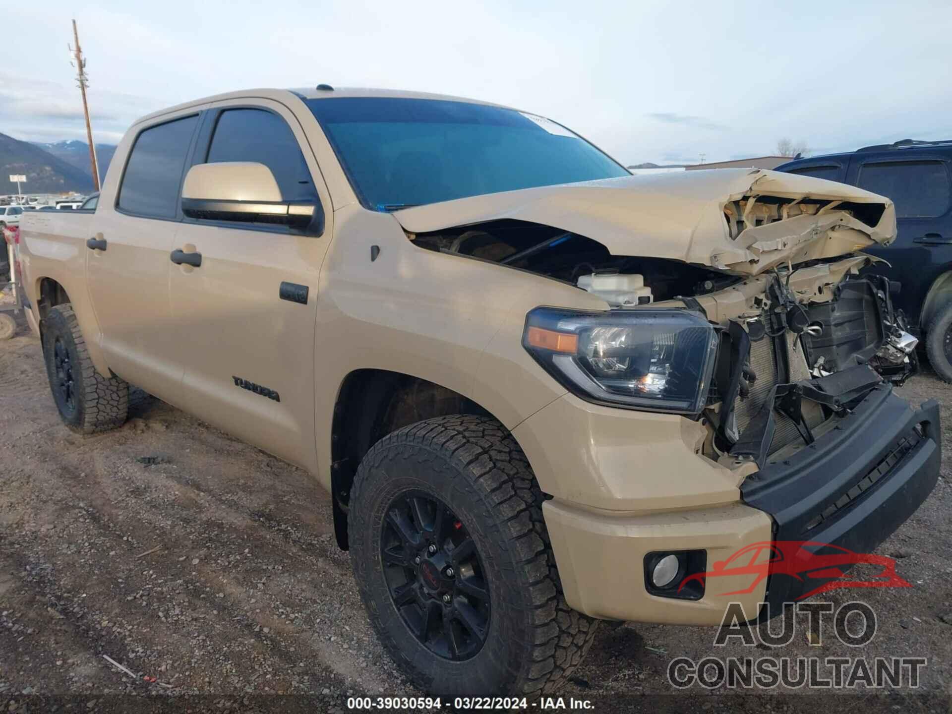 TOYOTA TUNDRA 2016 - 5TFDW5F15GX514103