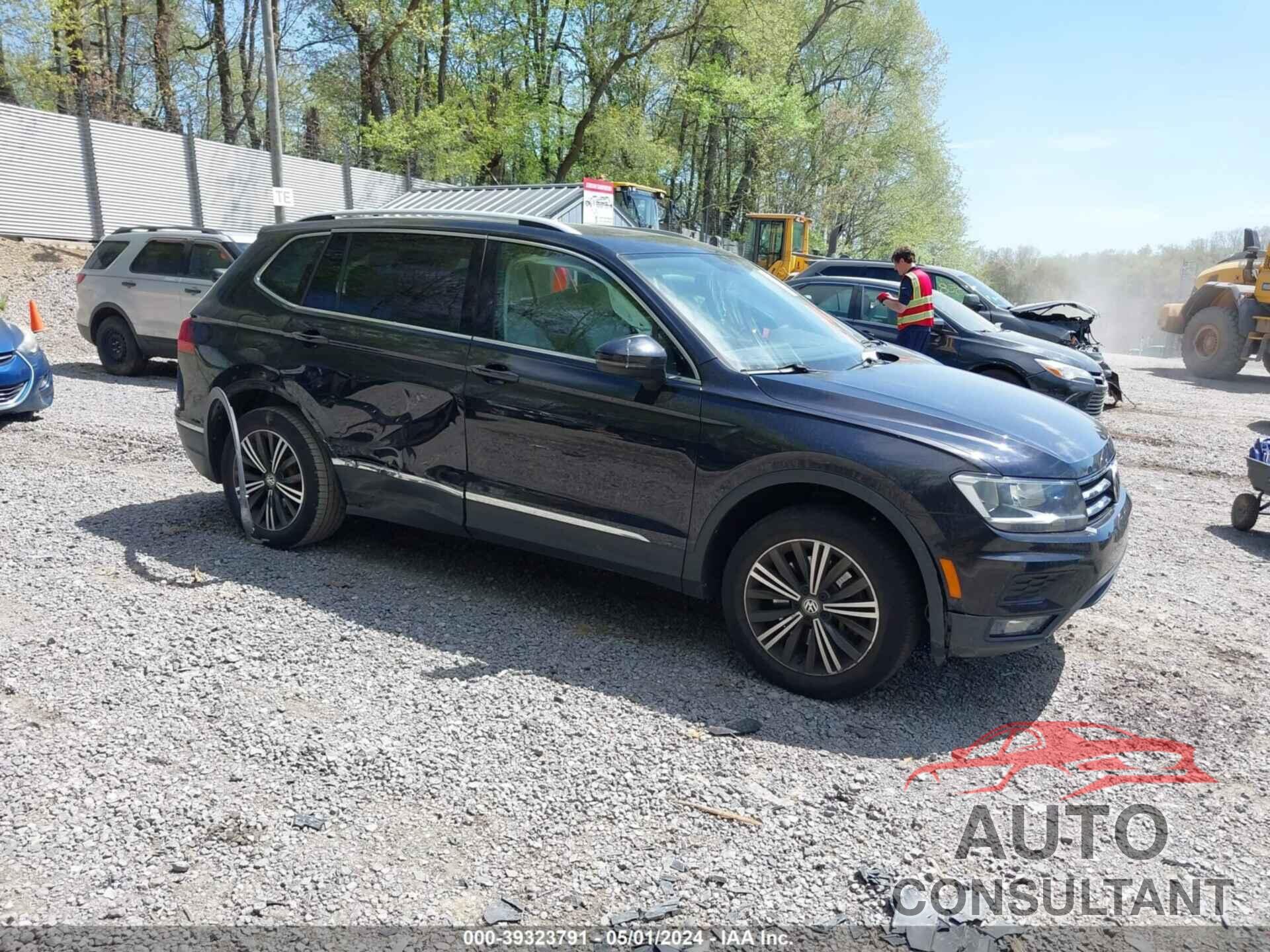 VOLKSWAGEN TIGUAN 2018 - 3VV2B7AX3JM144407