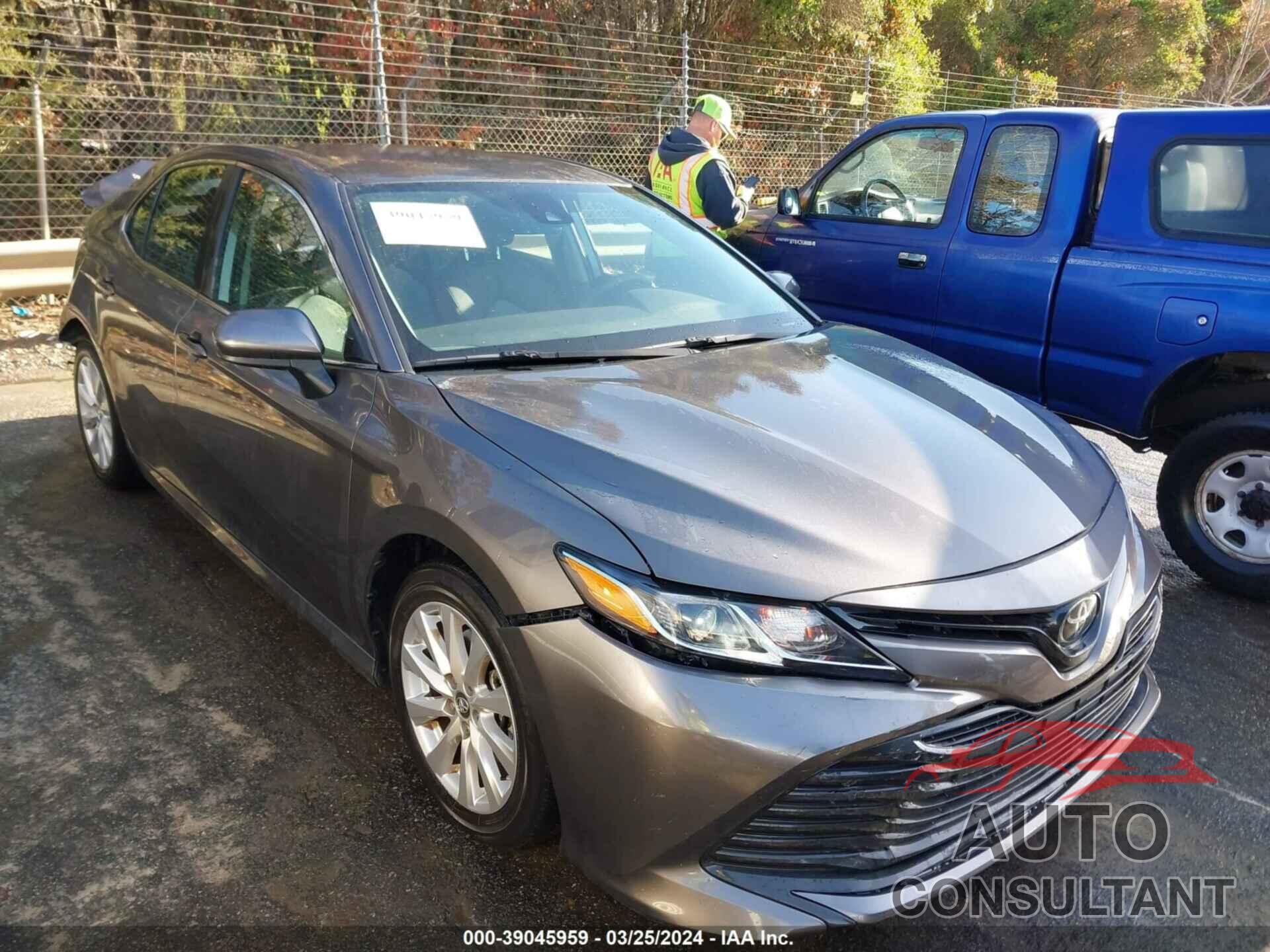 TOYOTA CAMRY 2019 - 4T1B11HK6KU791126