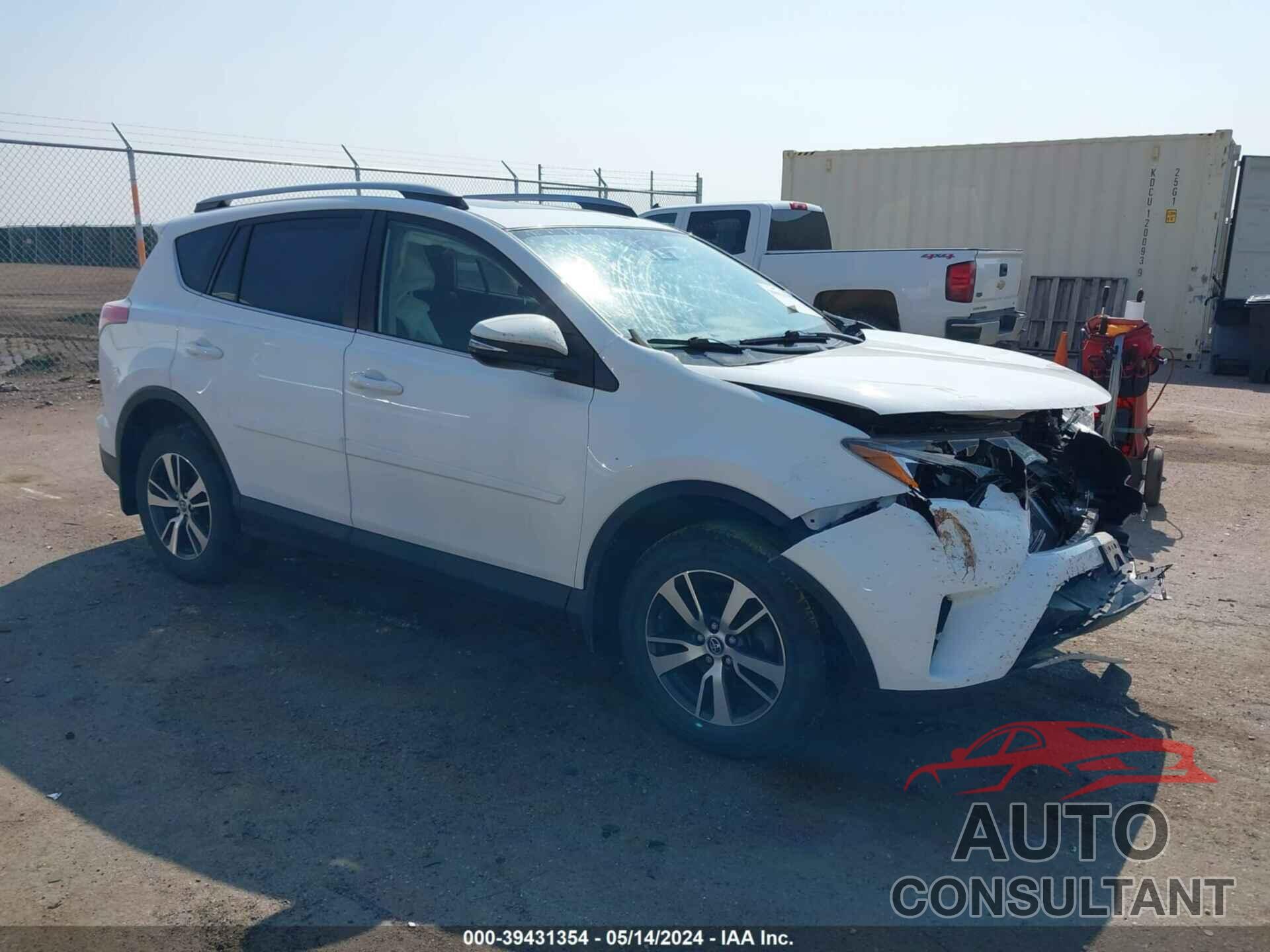TOYOTA RAV4 2018 - JTMRFREV6JJ749007