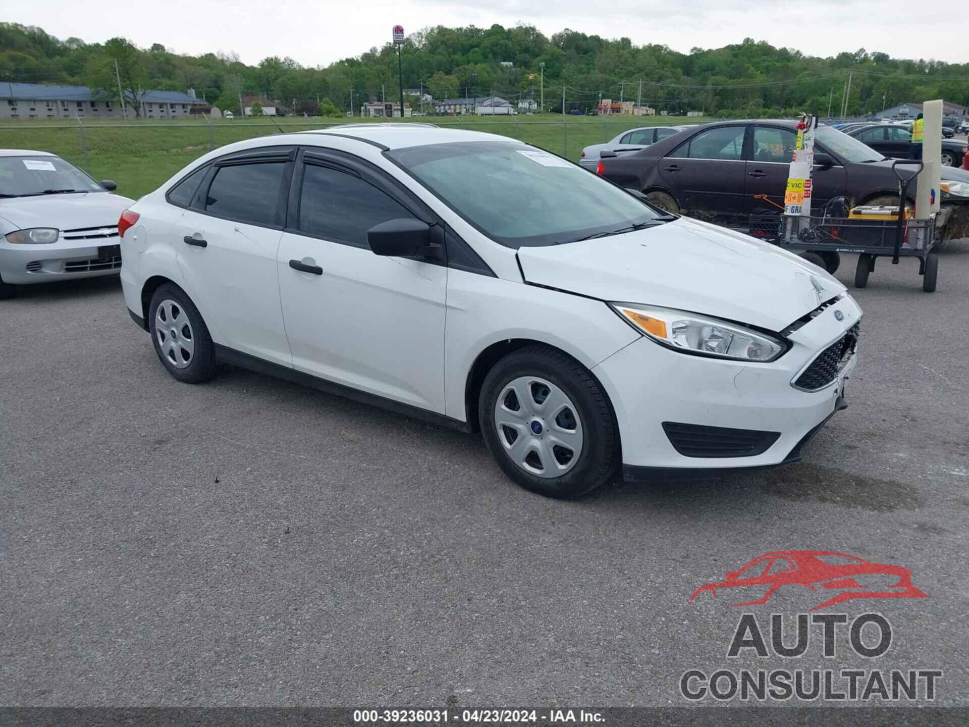 FORD FOCUS 2017 - 1FADP3E29HL245002