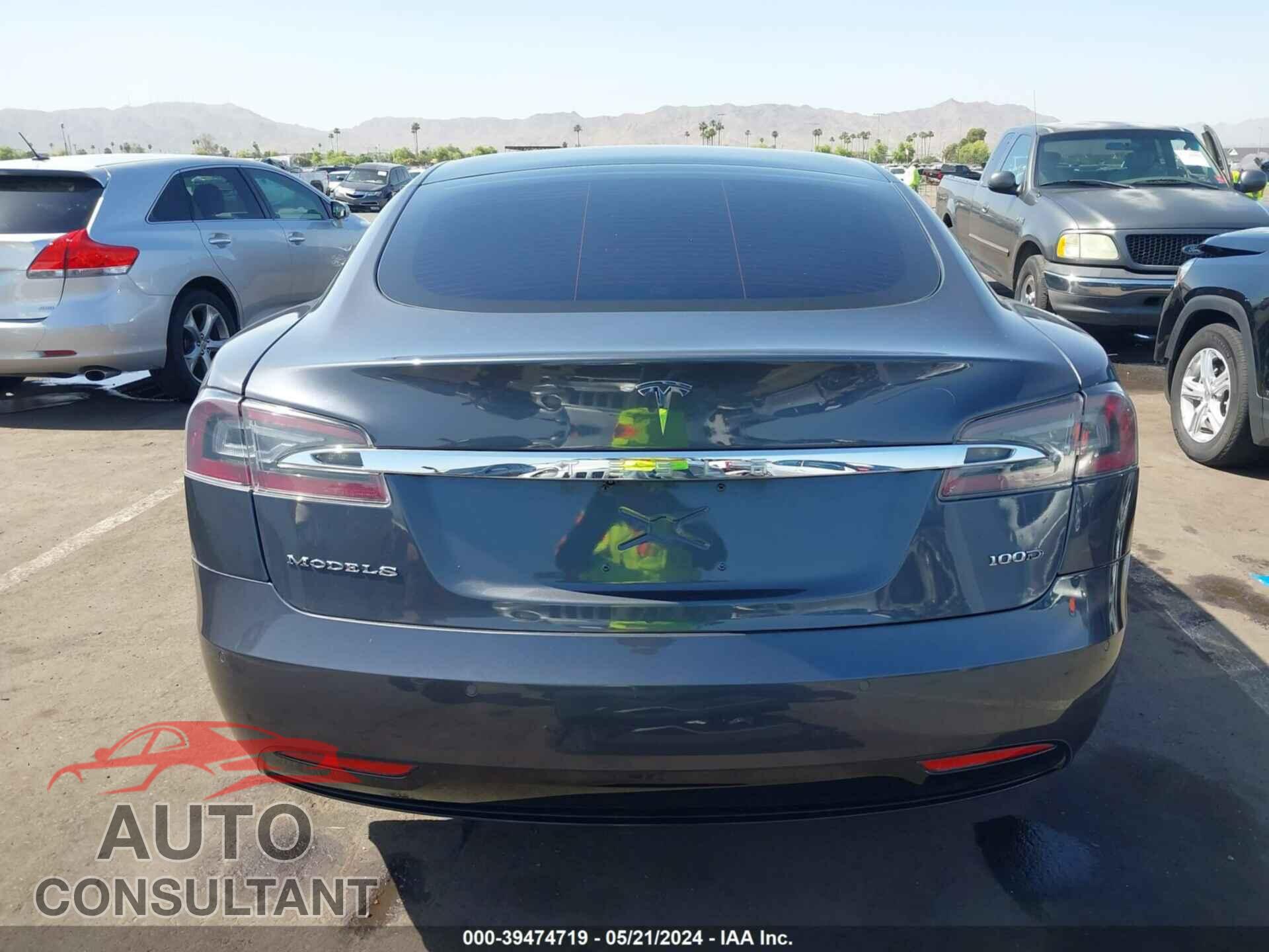 TESLA MODEL S 2018 - 5YJSA1E28JF295051