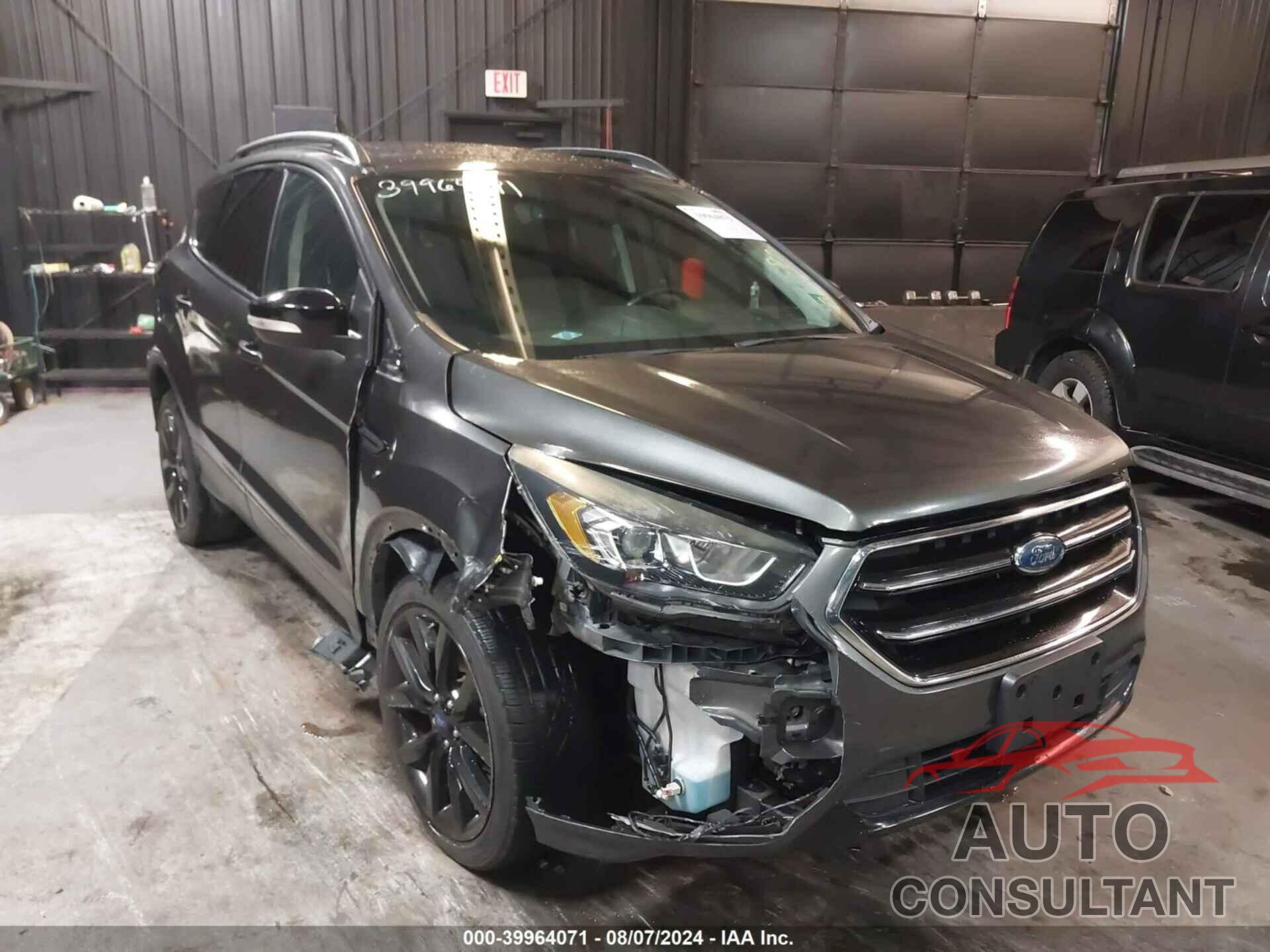 FORD ESCAPE 2017 - 1FMCU9JD1HUB71508