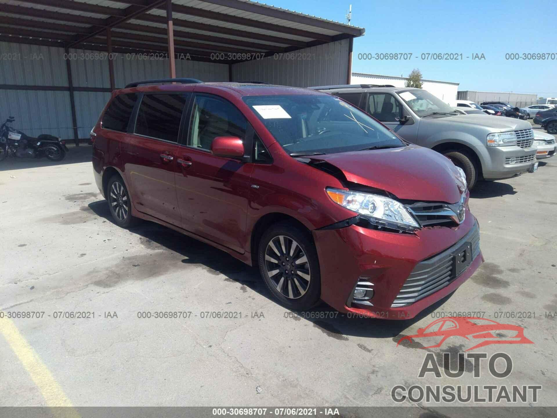 TOYOTA SIENNA 2019 - 5TDDZ3DC2KS223735