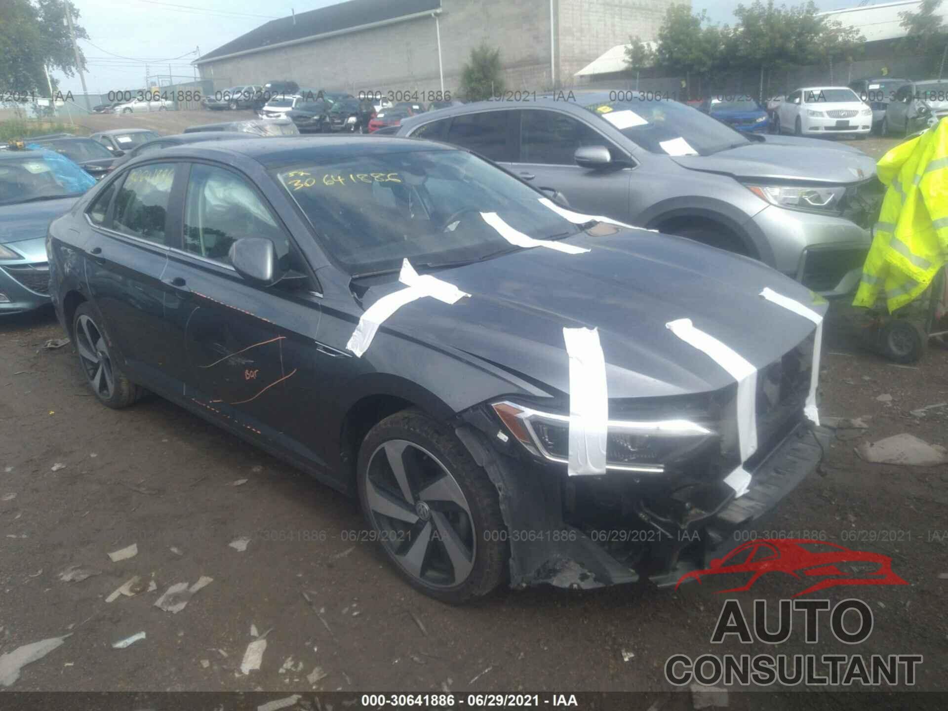 VOLKSWAGEN JETTA 2019 - 3VWE57BU7KM081267