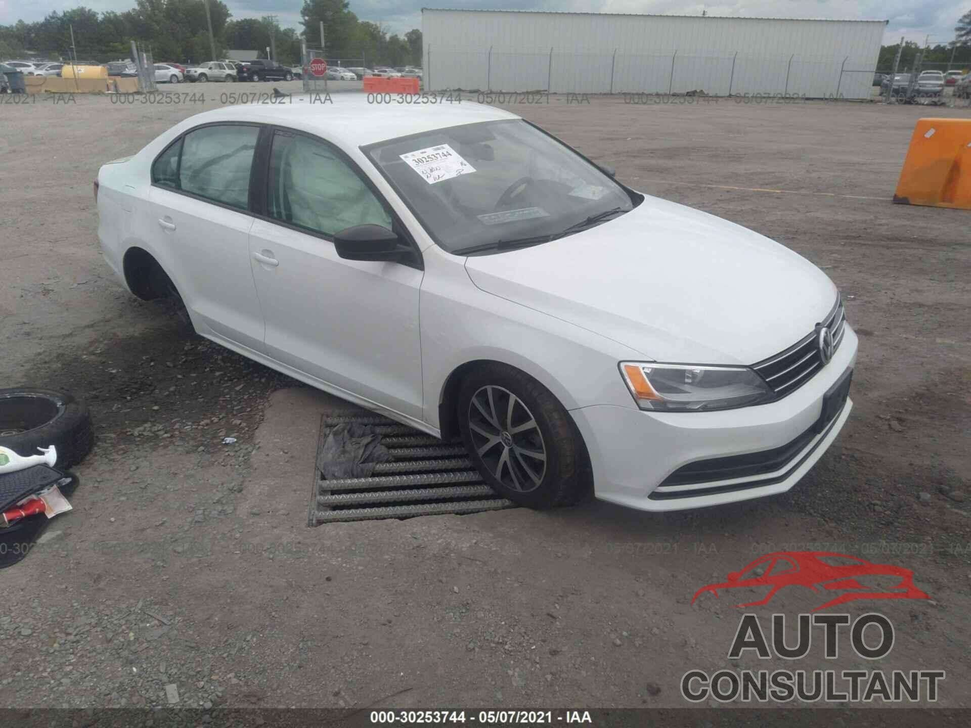 VOLKSWAGEN JETTA SEDAN 2016 - 3VWD67AJ7GM346972