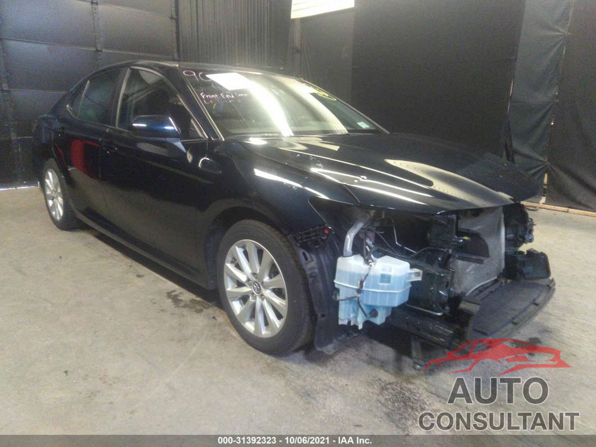 TOYOTA CAMRY 2018 - 4T1B11HK4JU599816