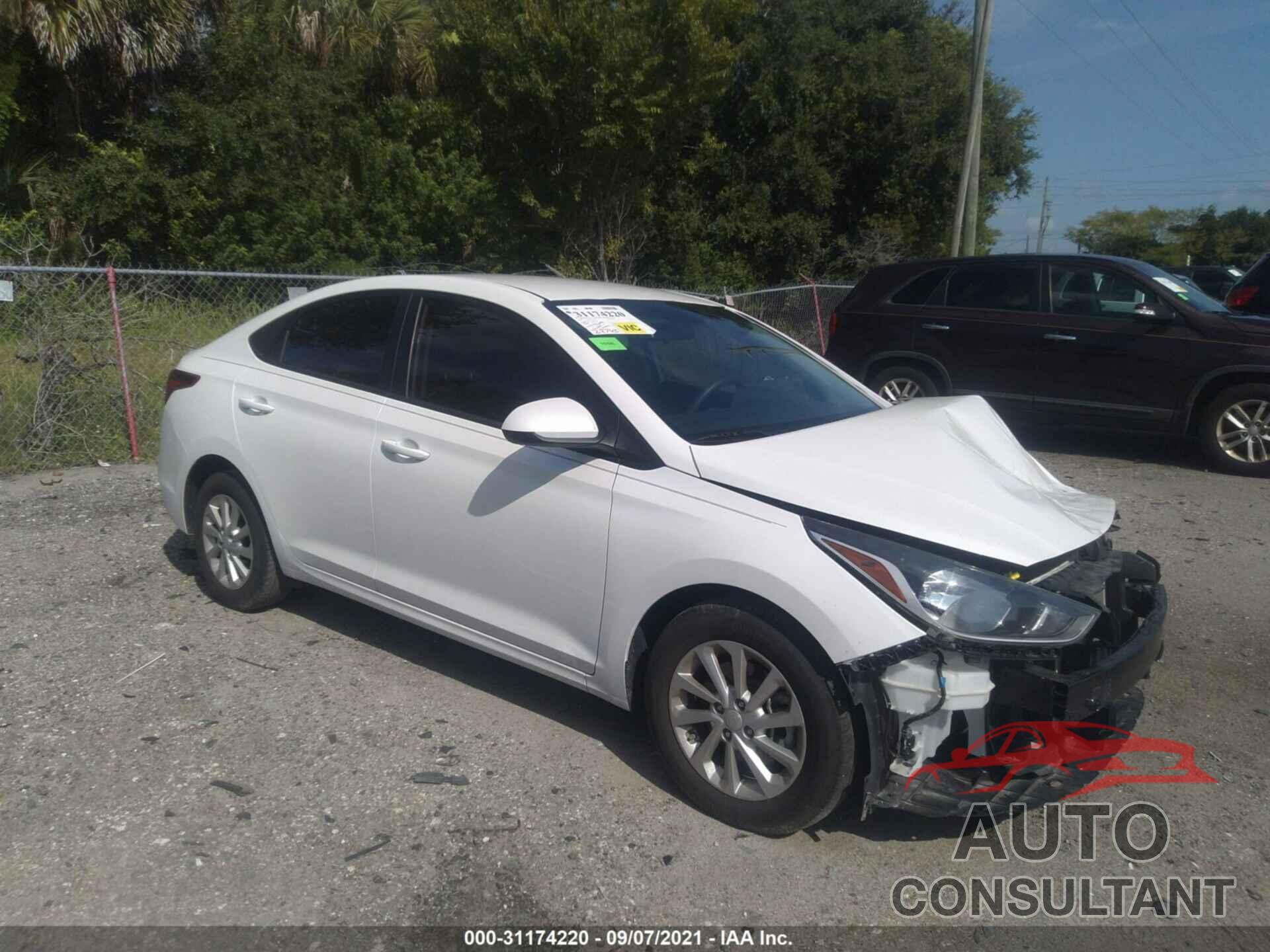HYUNDAI ACCENT 2018 - 3KPC24A33JE027130