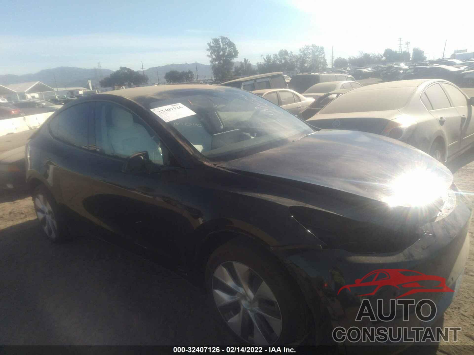 TESLA MODEL Y 2021 - 5YJYGDEE8MF189756