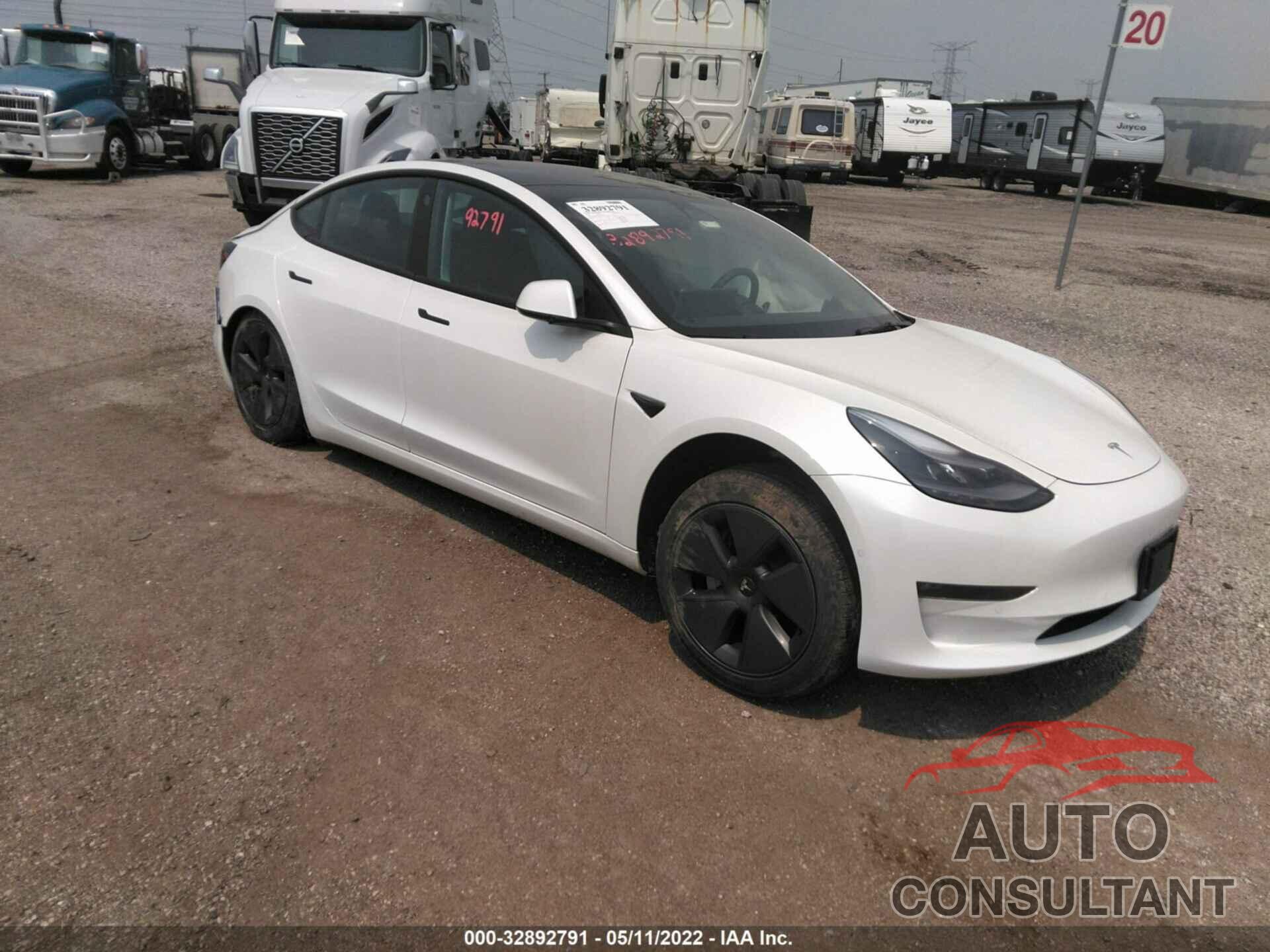 TESLA MODEL 3 2022 - 5YJ3E1EBXNF128284