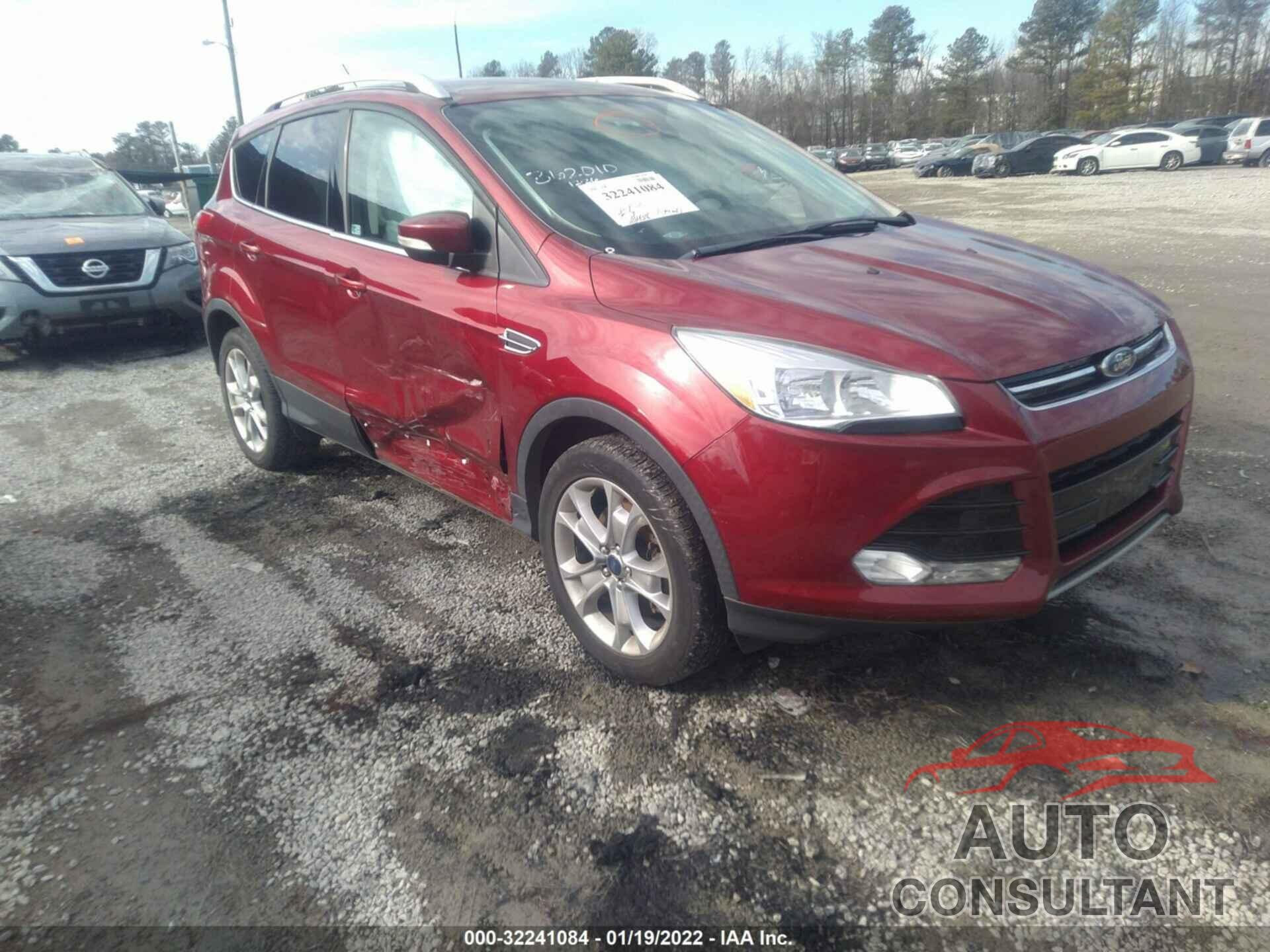 FORD ESCAPE 2016 - 1FMCU0J96GUB90402