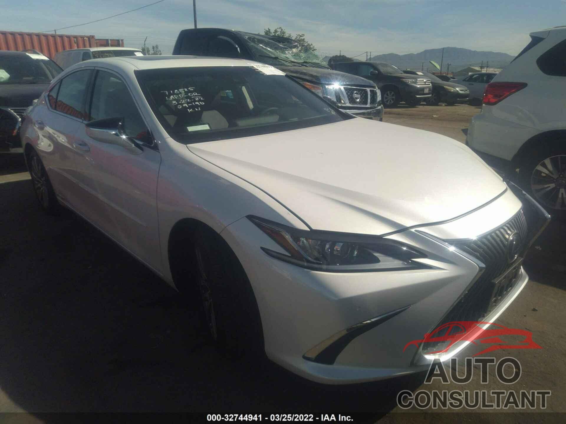 LEXUS ES 2021 - 58ADA1C15MU001740