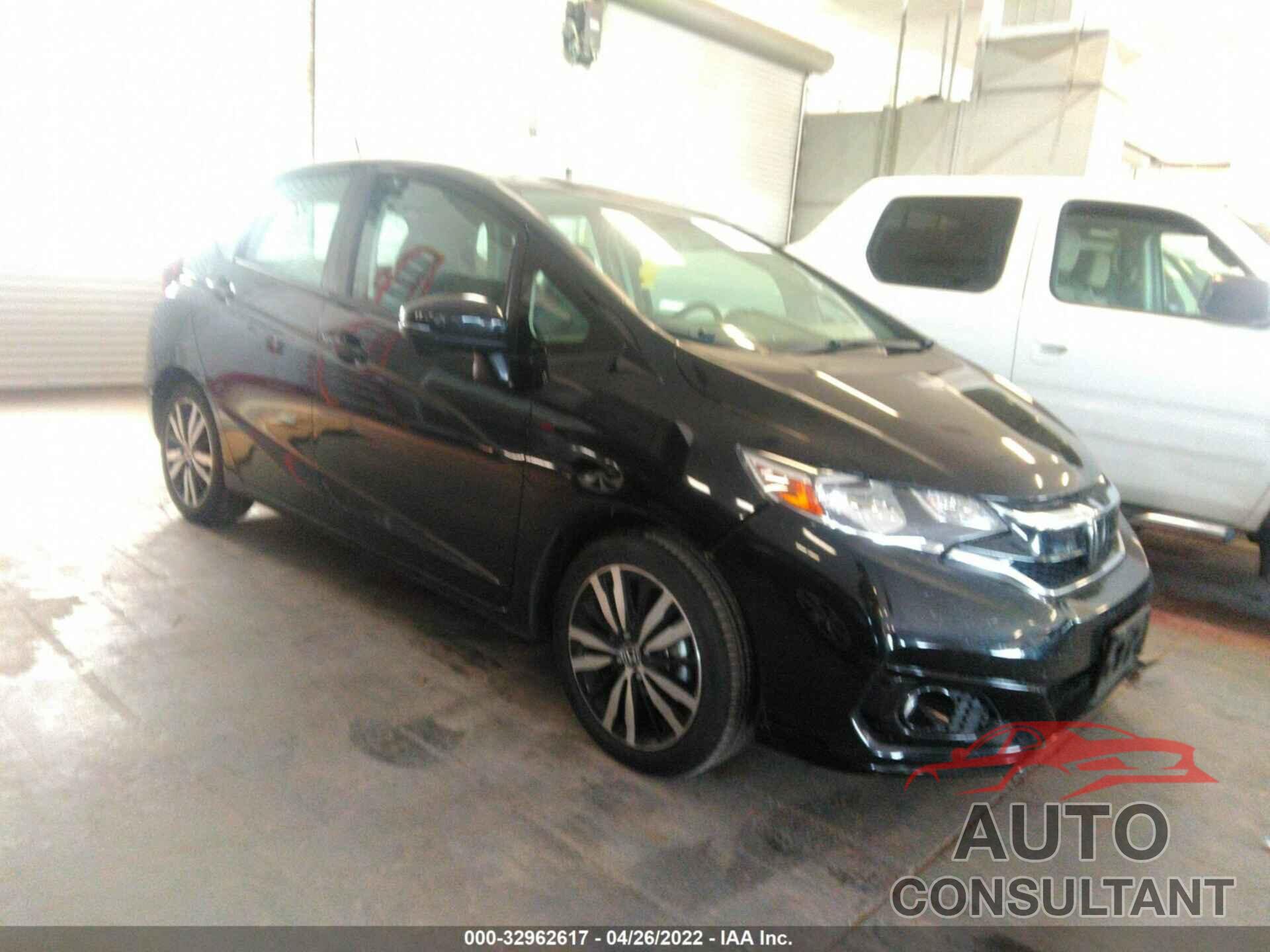 HONDA FIT 2018 - 3HGGK5H93JM712592